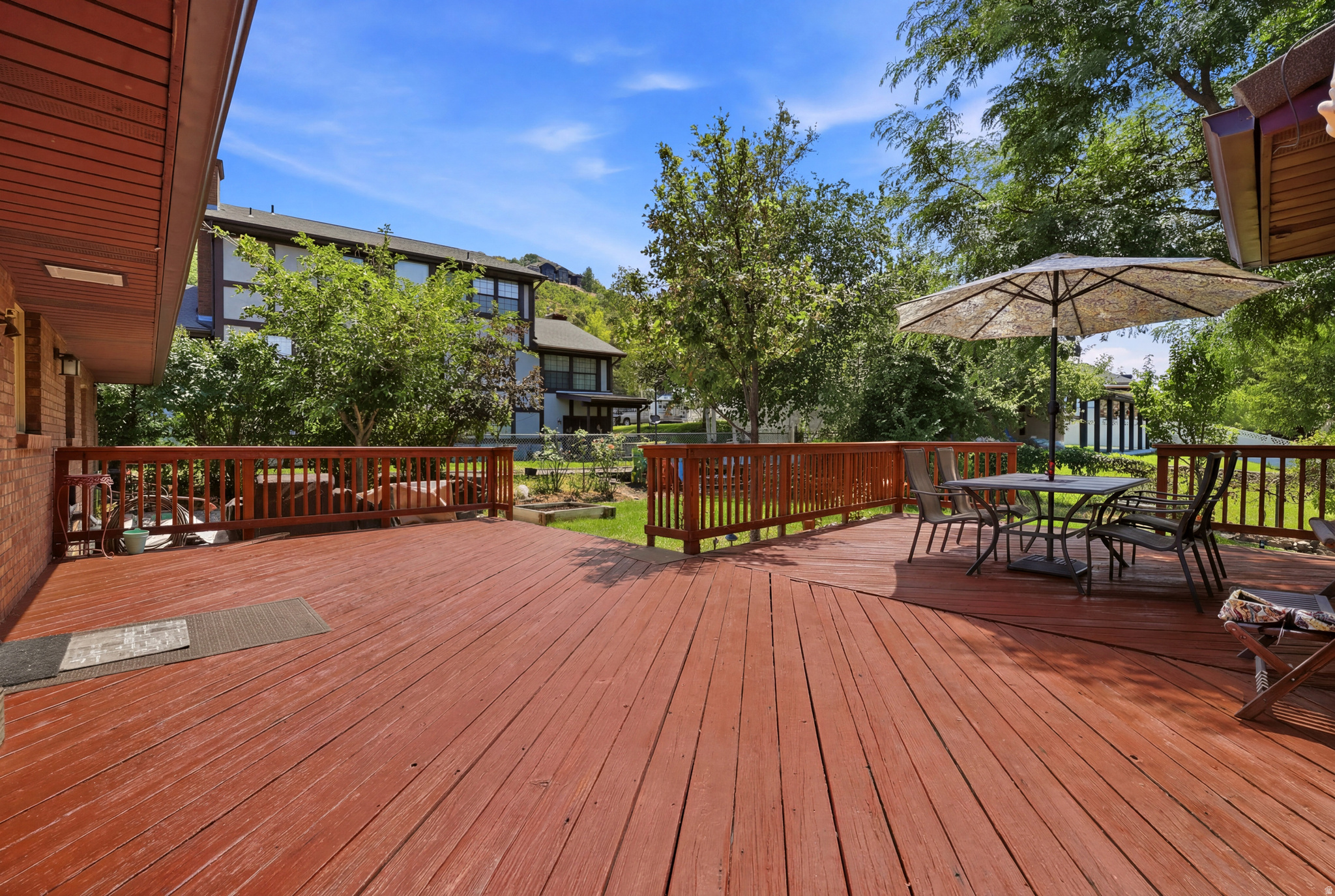 OAKCREST SUB - Residential