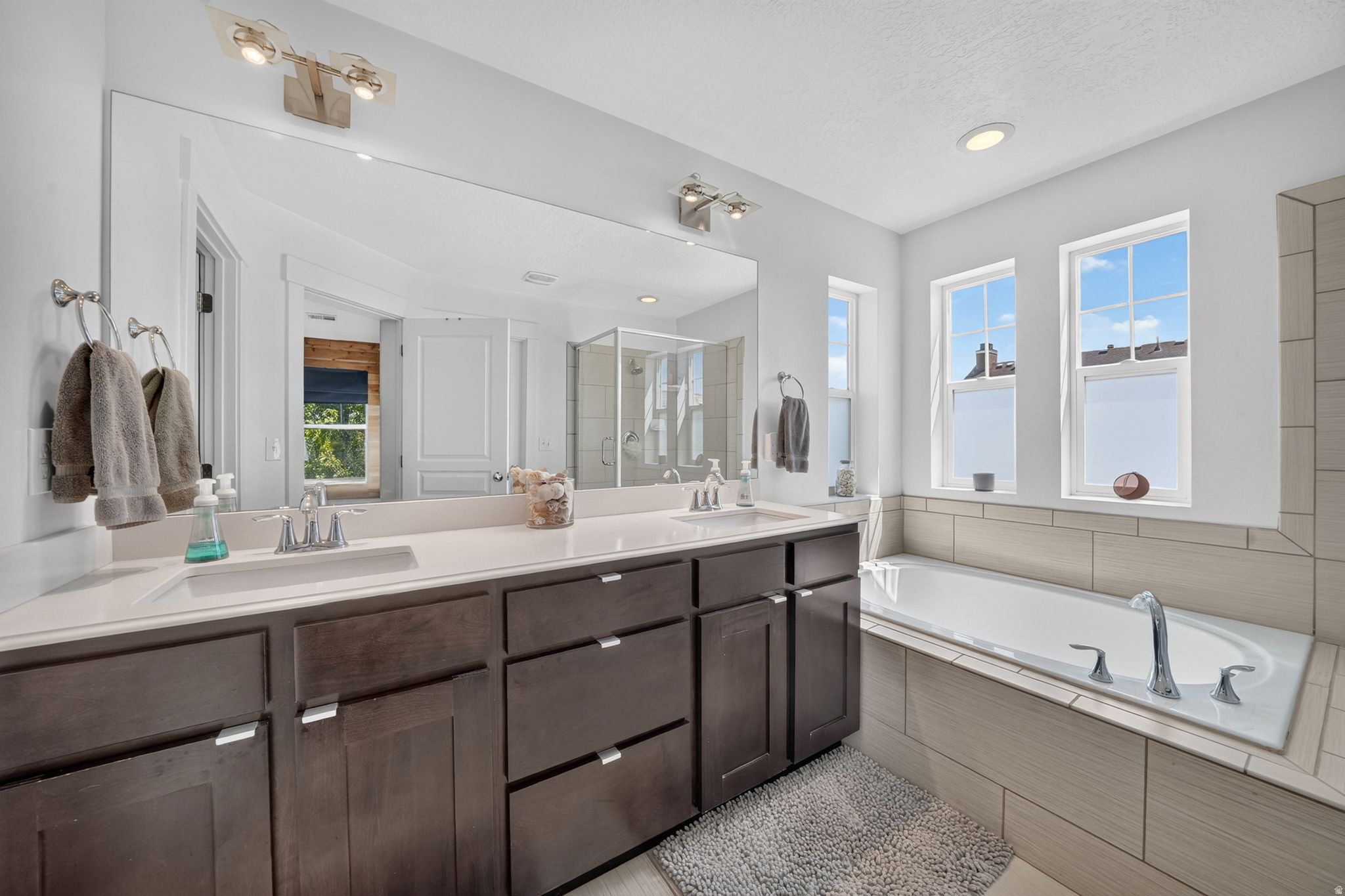 KENNECOTT - Residential
