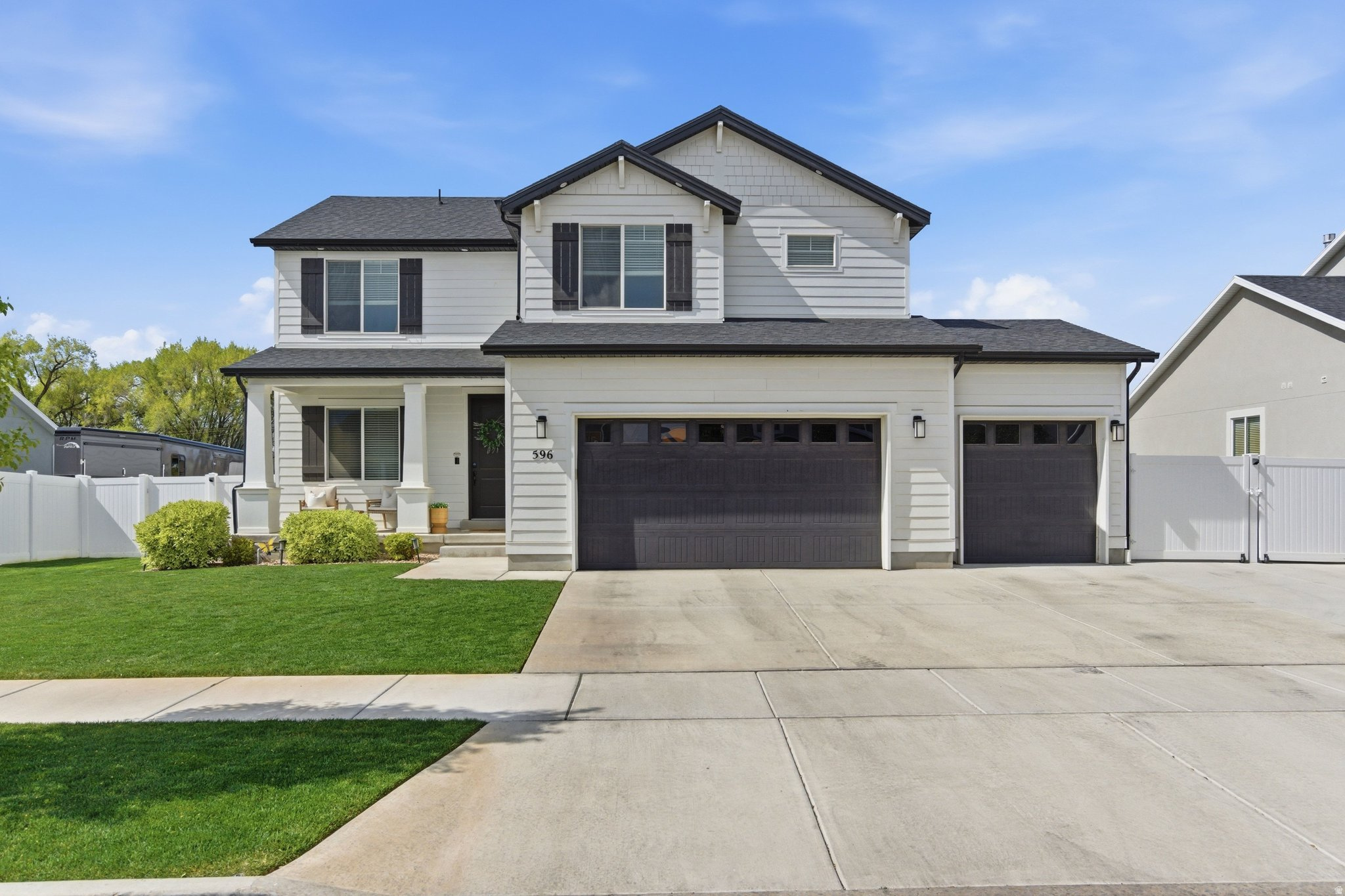 MAPLETON GROVE - Residential