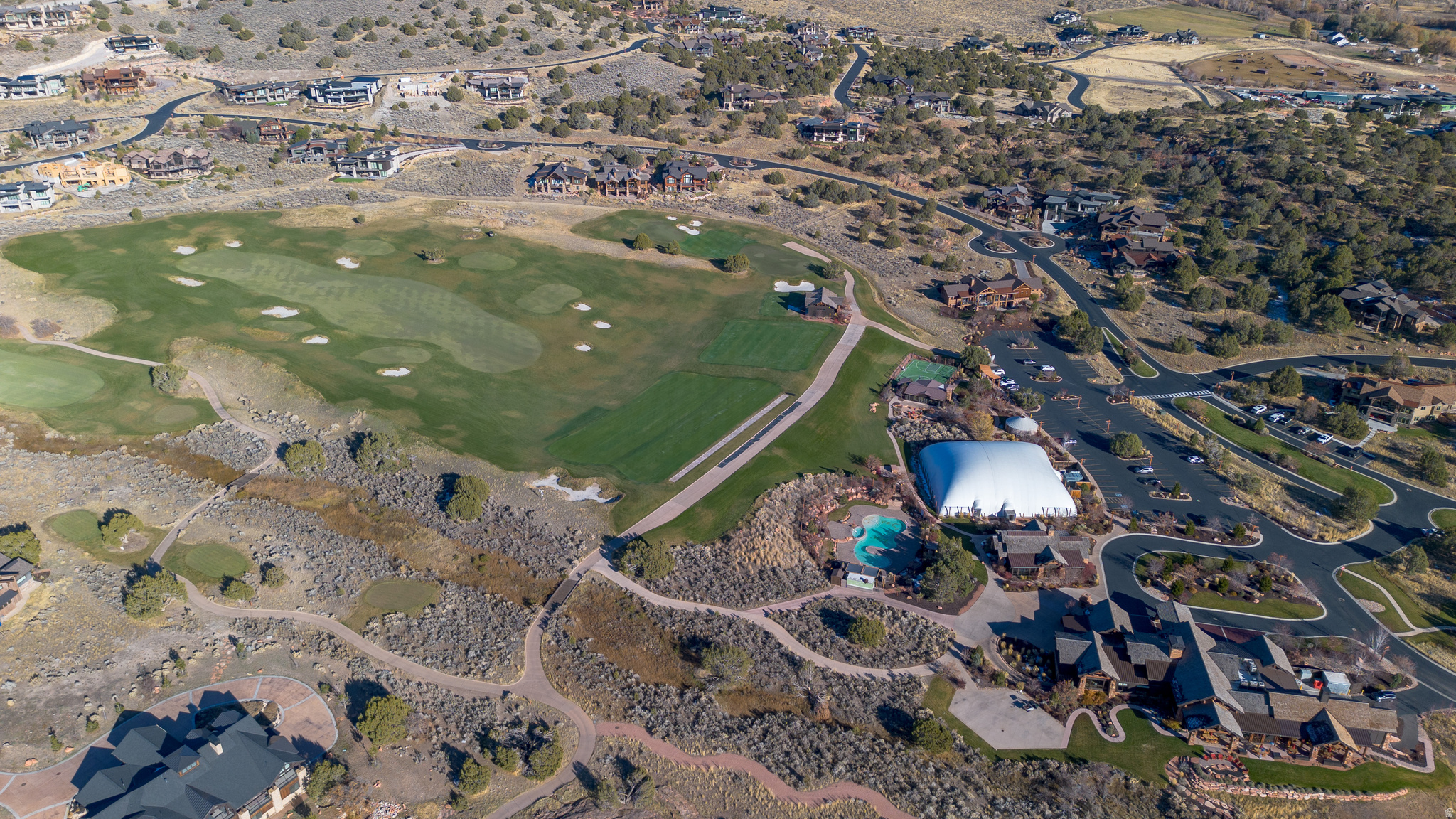 RED LEDGES - Land