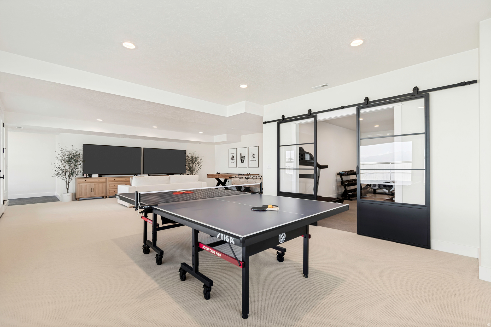 FOUNDERS AT BEACON POINTE - Residential