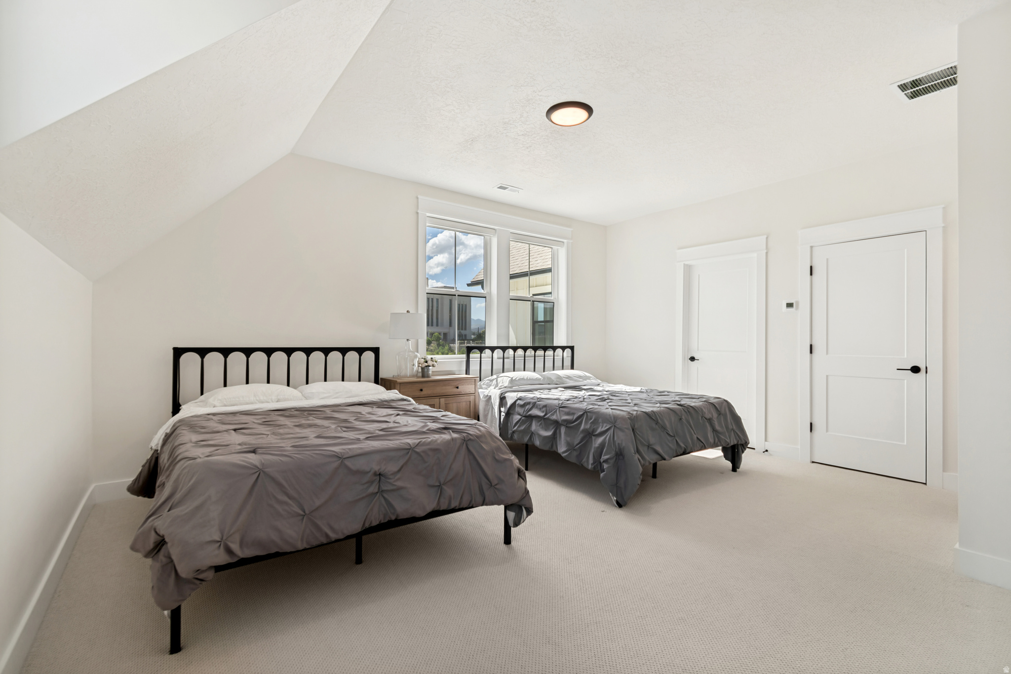 FOUNDERS AT BEACON POINTE - Residential