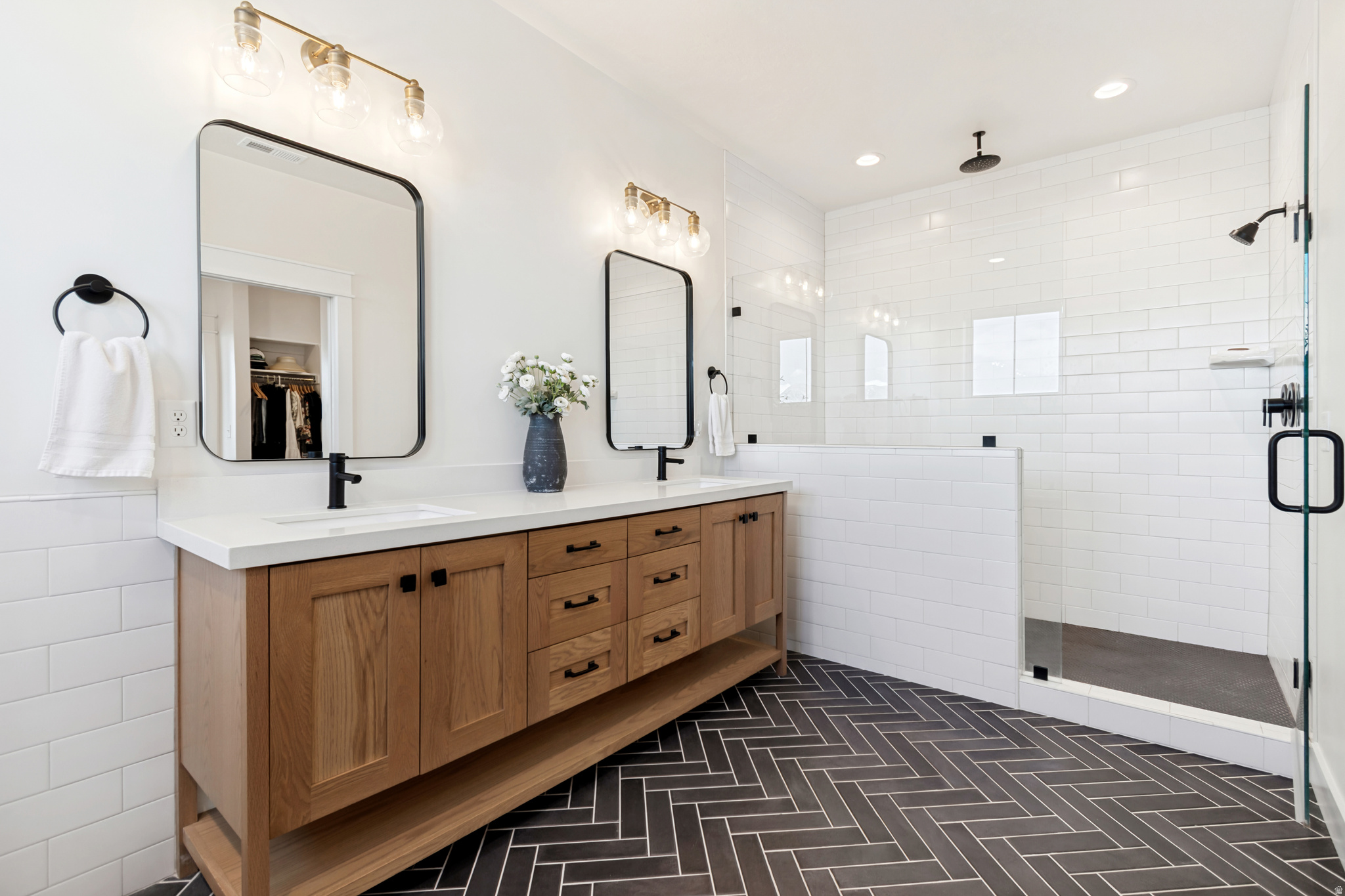 FOUNDERS AT BEACON POINTE - Residential