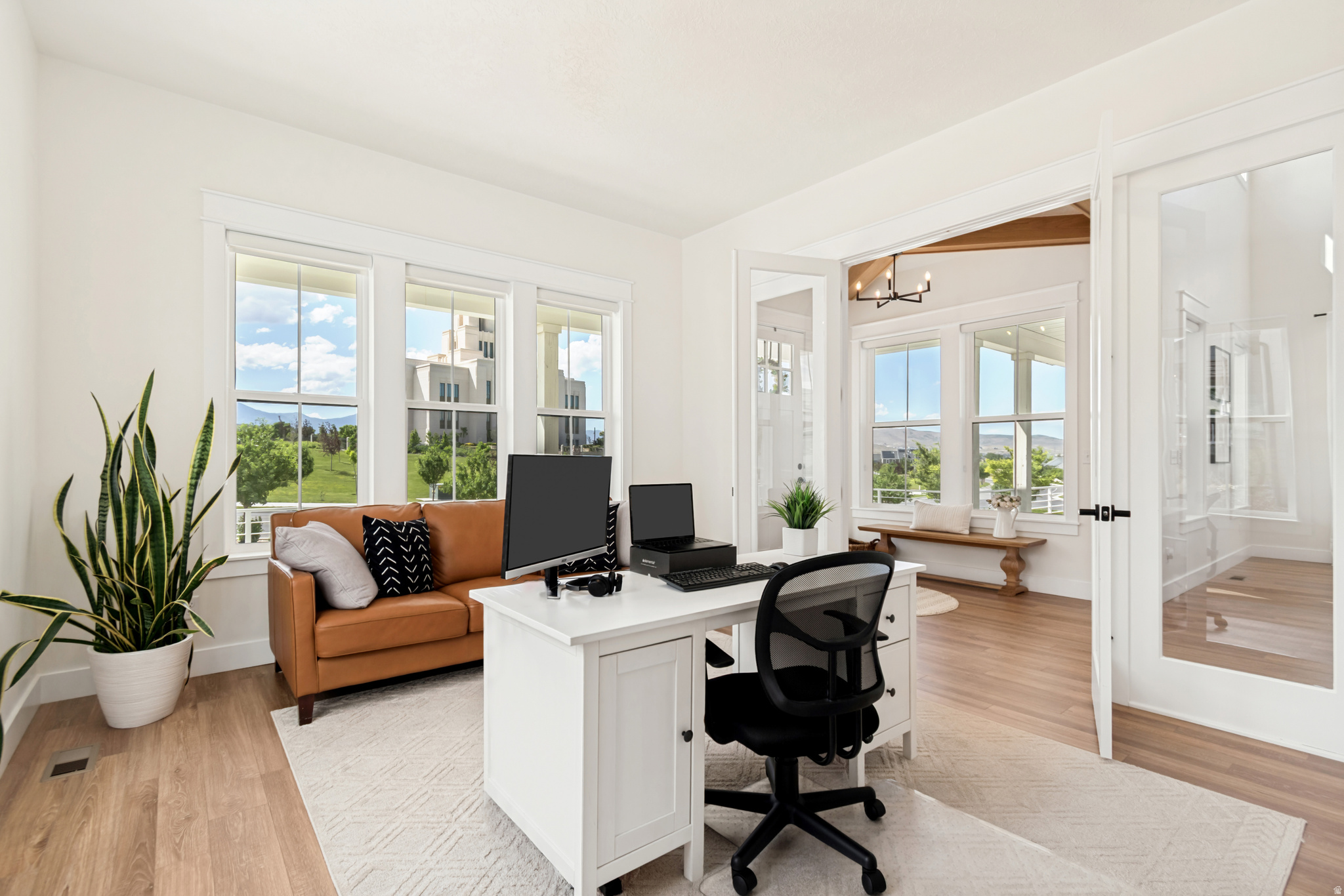 FOUNDERS AT BEACON POINTE - Residential