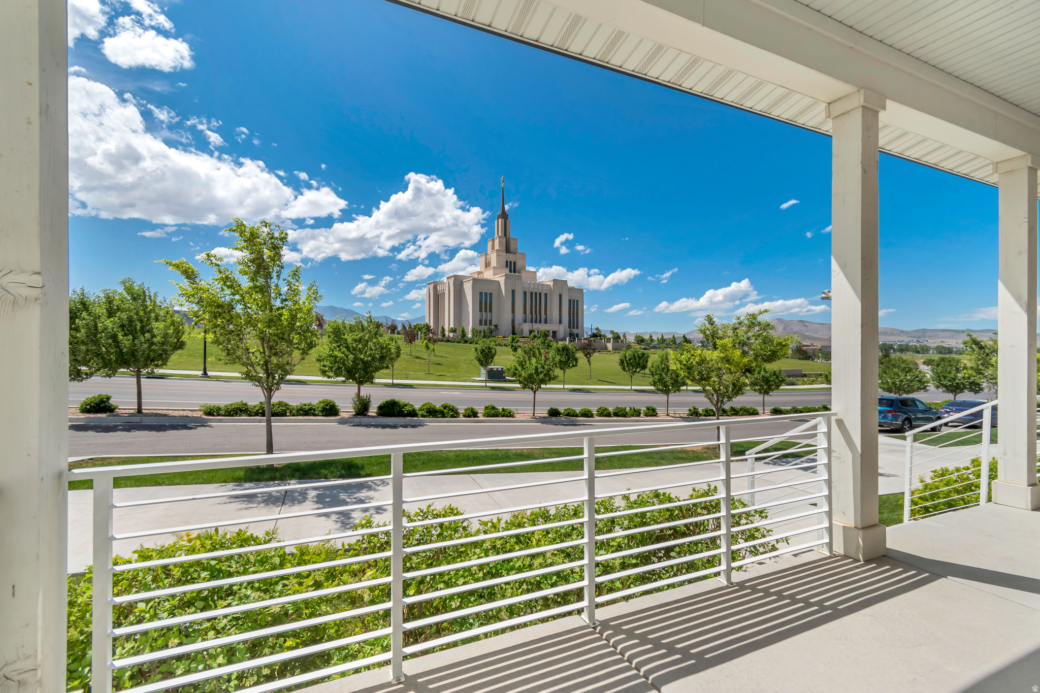 FOUNDERS AT BEACON POINTE - Residential