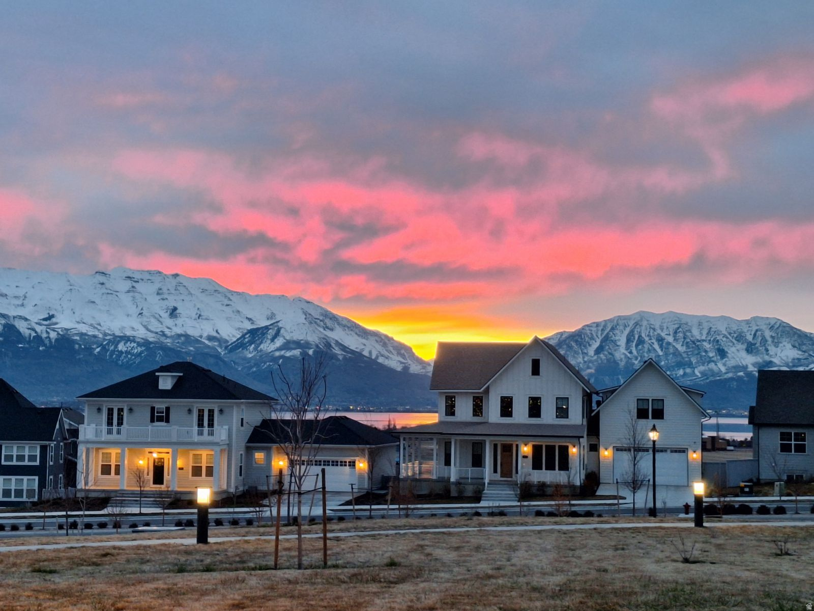 FOUNDERS AT BEACON POINTE - Residential