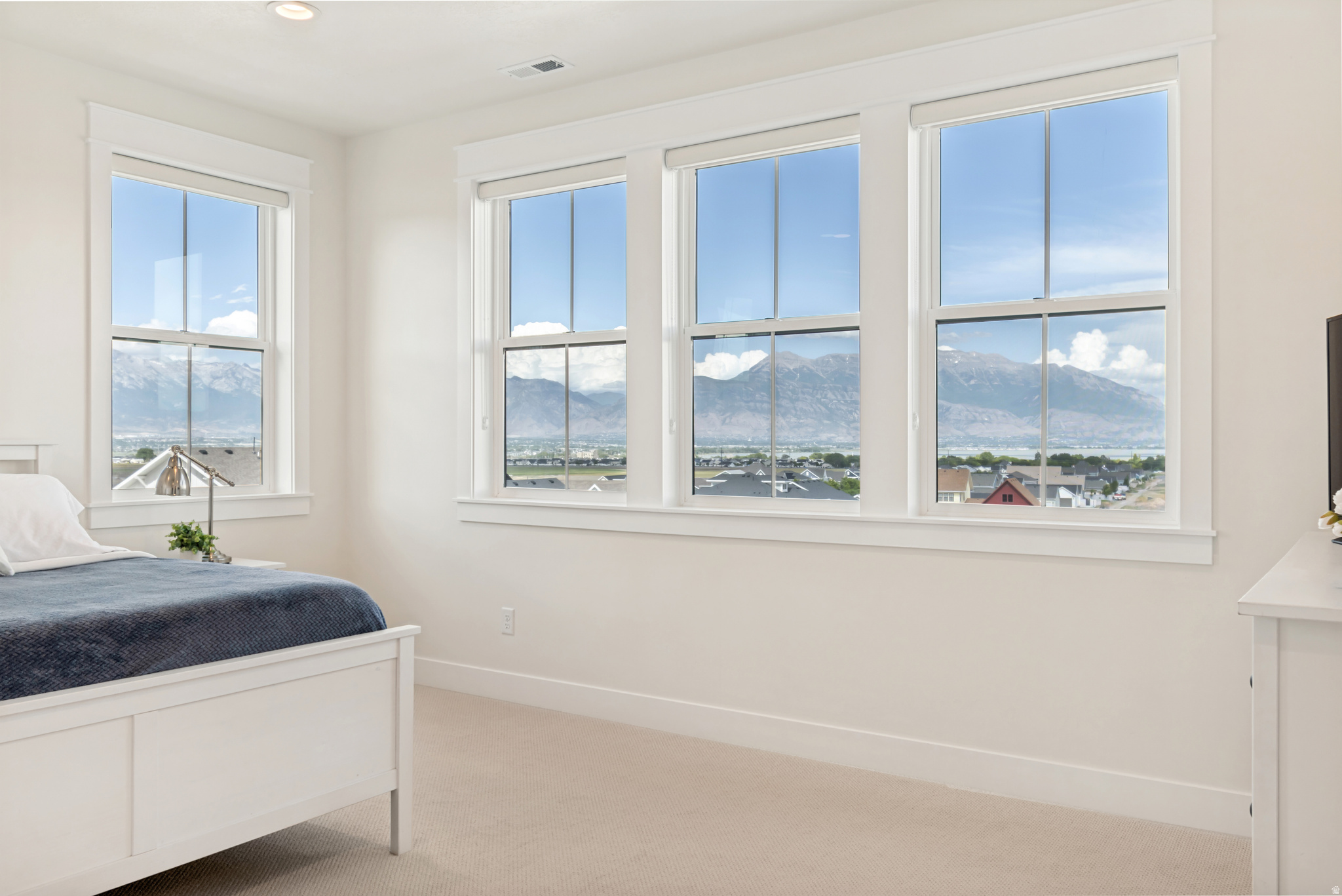 FOUNDERS AT BEACON POINTE - Residential