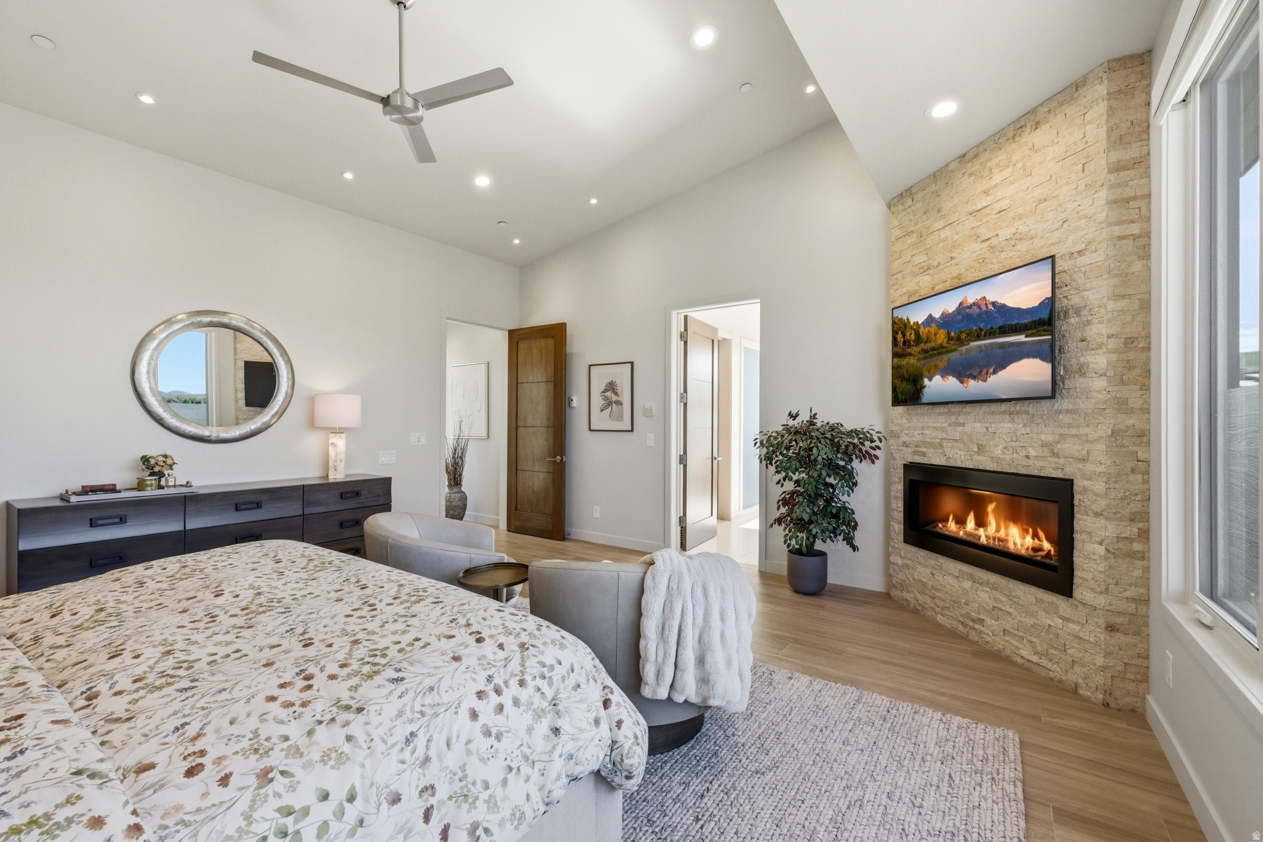 THE HOMESTEADS - Residential