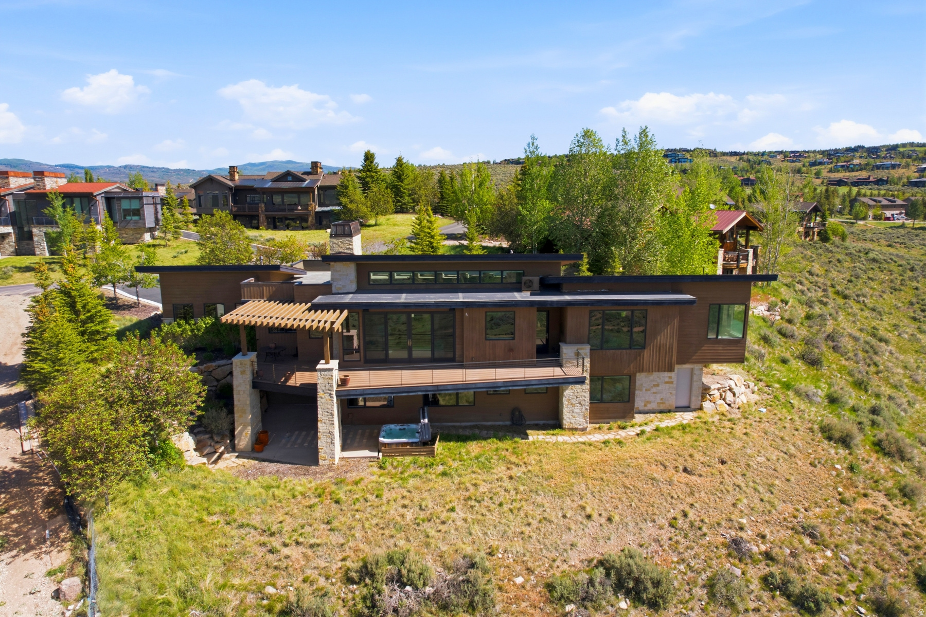 THE HOMESTEADS - Residential