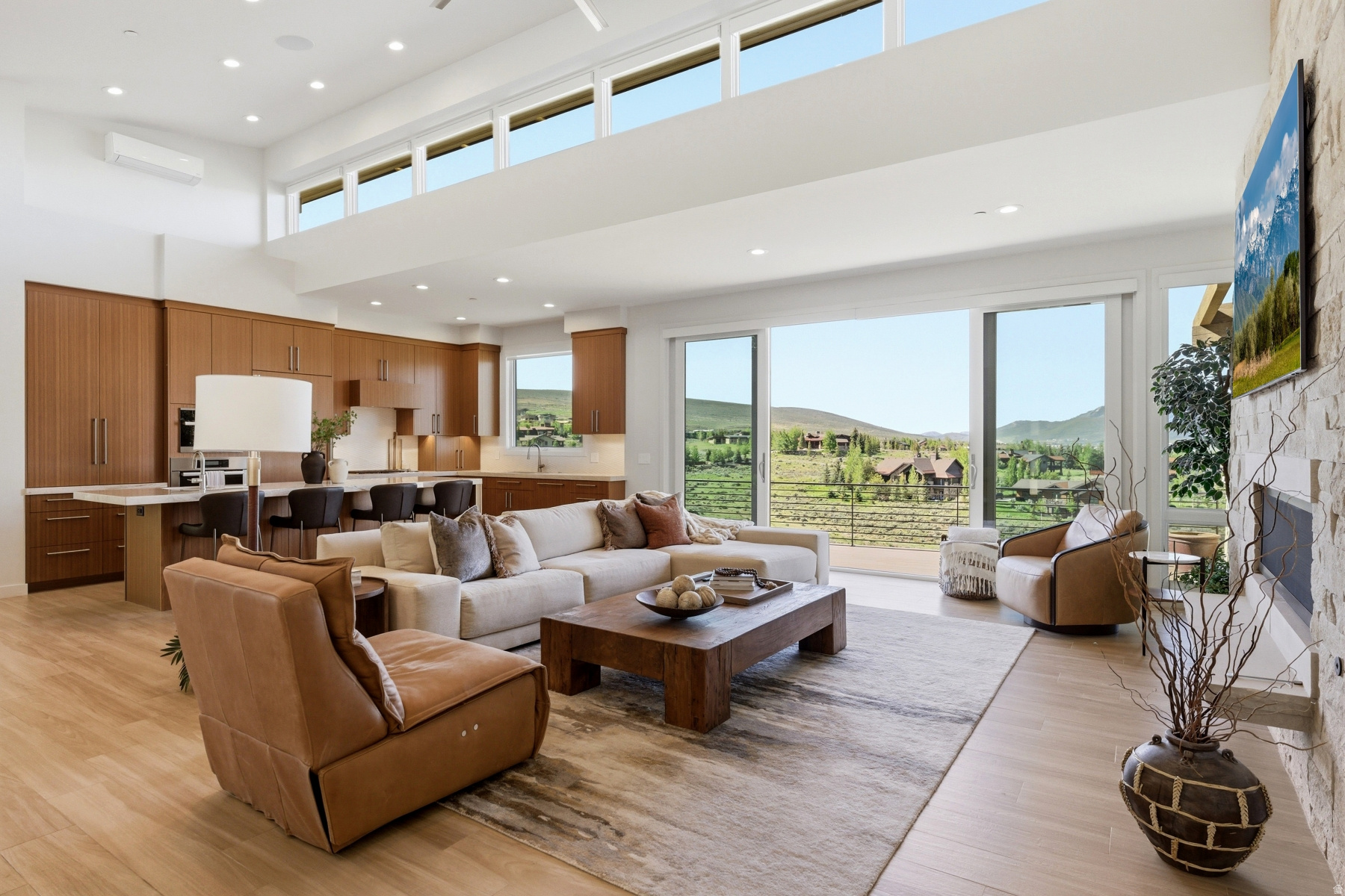THE HOMESTEADS - Residential