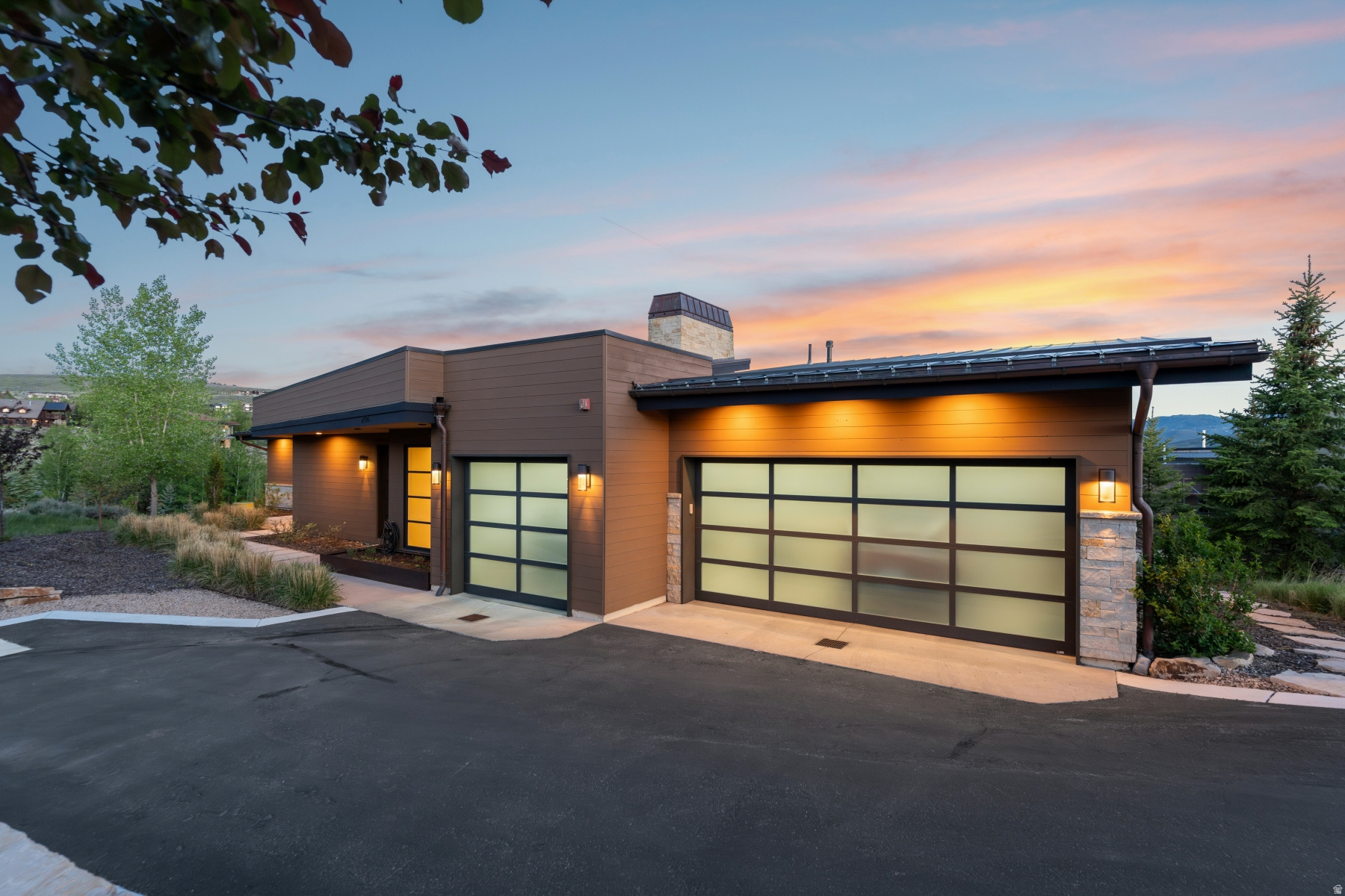 THE HOMESTEADS - Residential