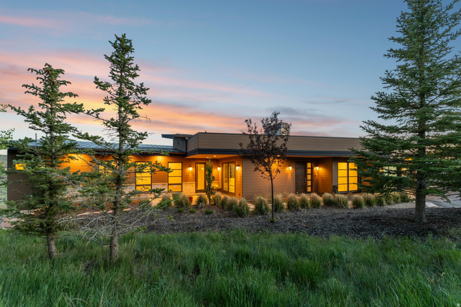 THE HOMESTEADS - Residential