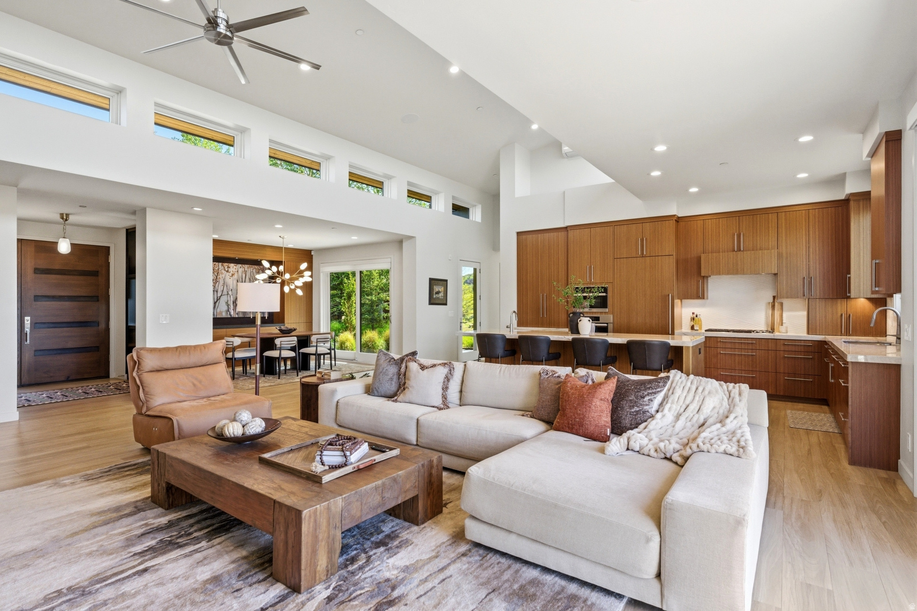 THE HOMESTEADS - Residential