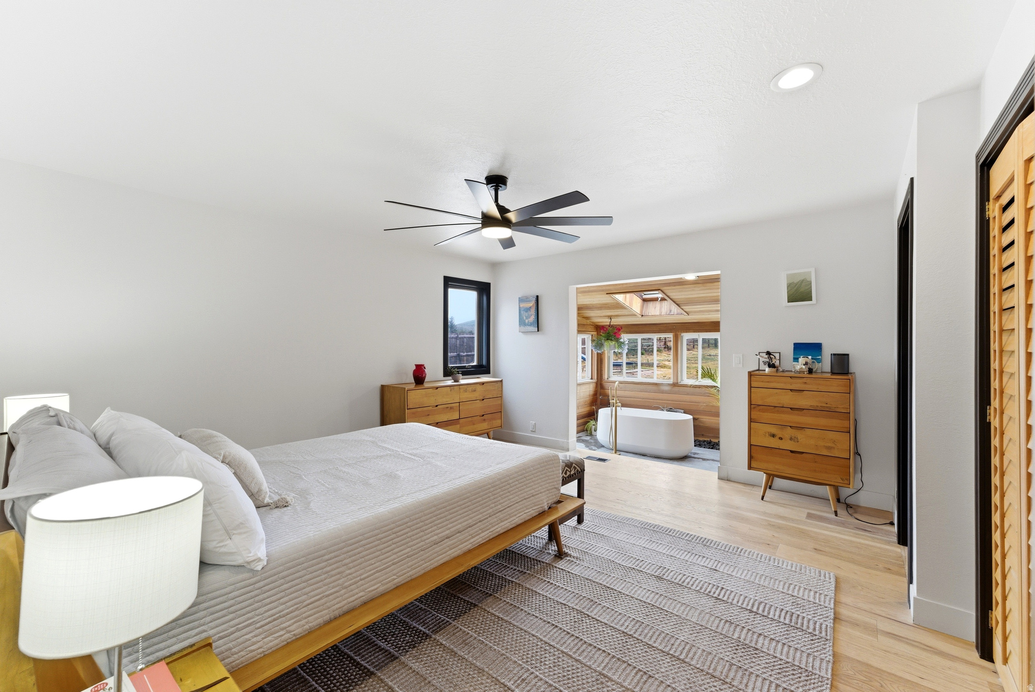 HIGHLAND ESTATES - Residential
