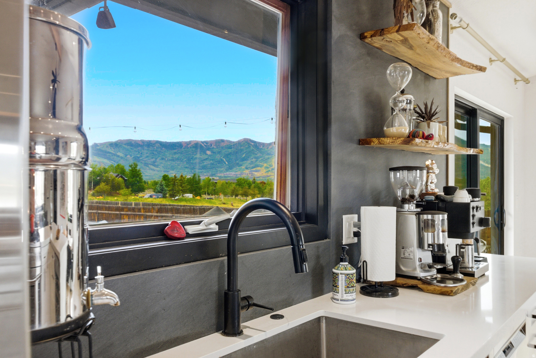 HIGHLAND ESTATES - Residential
