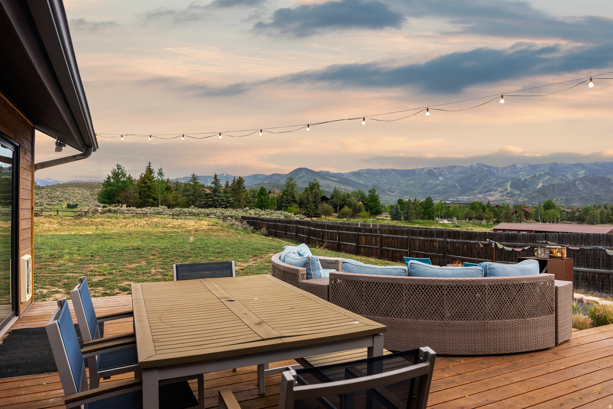 HIGHLAND ESTATES - Residential