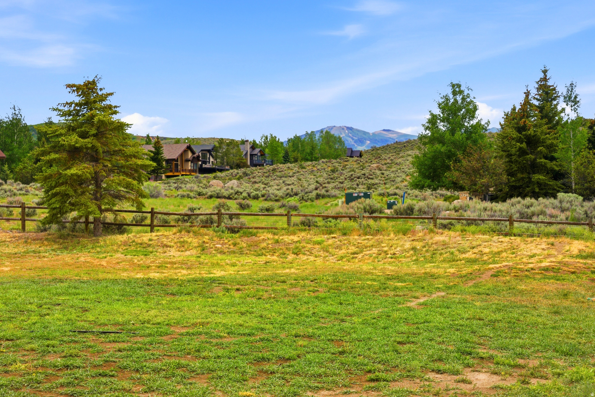 HIGHLAND ESTATES - Residential