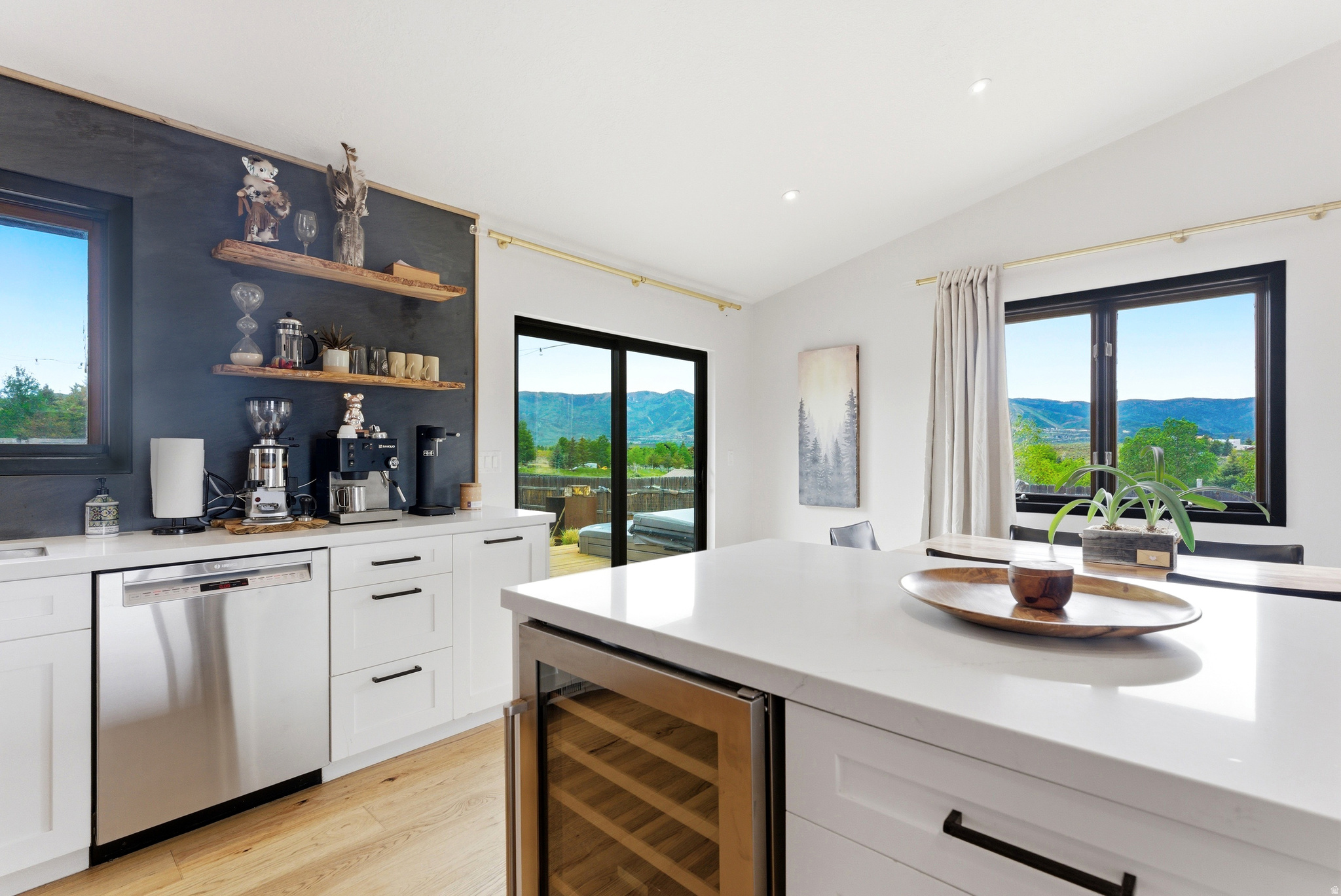 HIGHLAND ESTATES - Residential