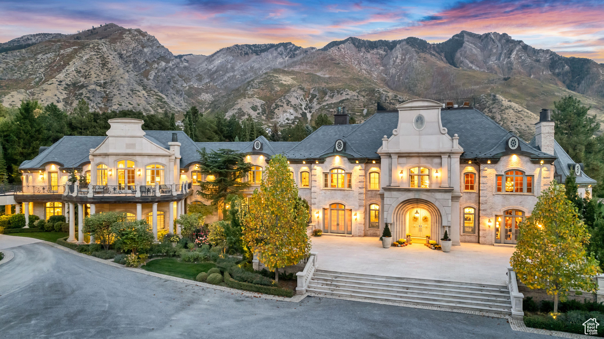 ALPINE COVE - Residential