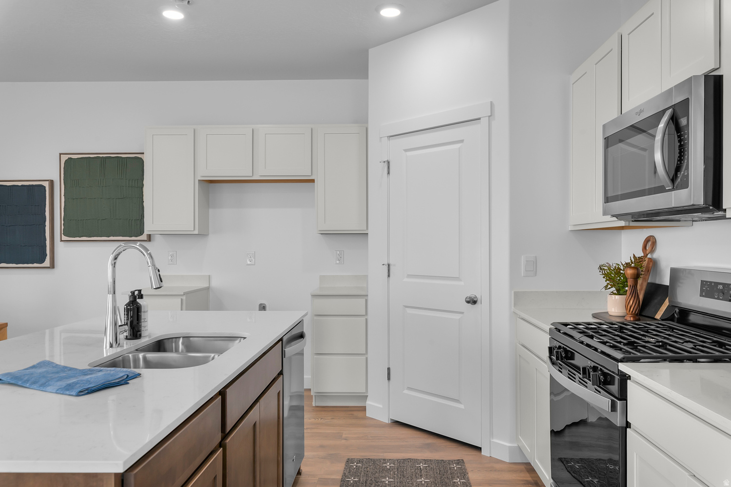 INVERNESS BY D.R. HORTON - Residential