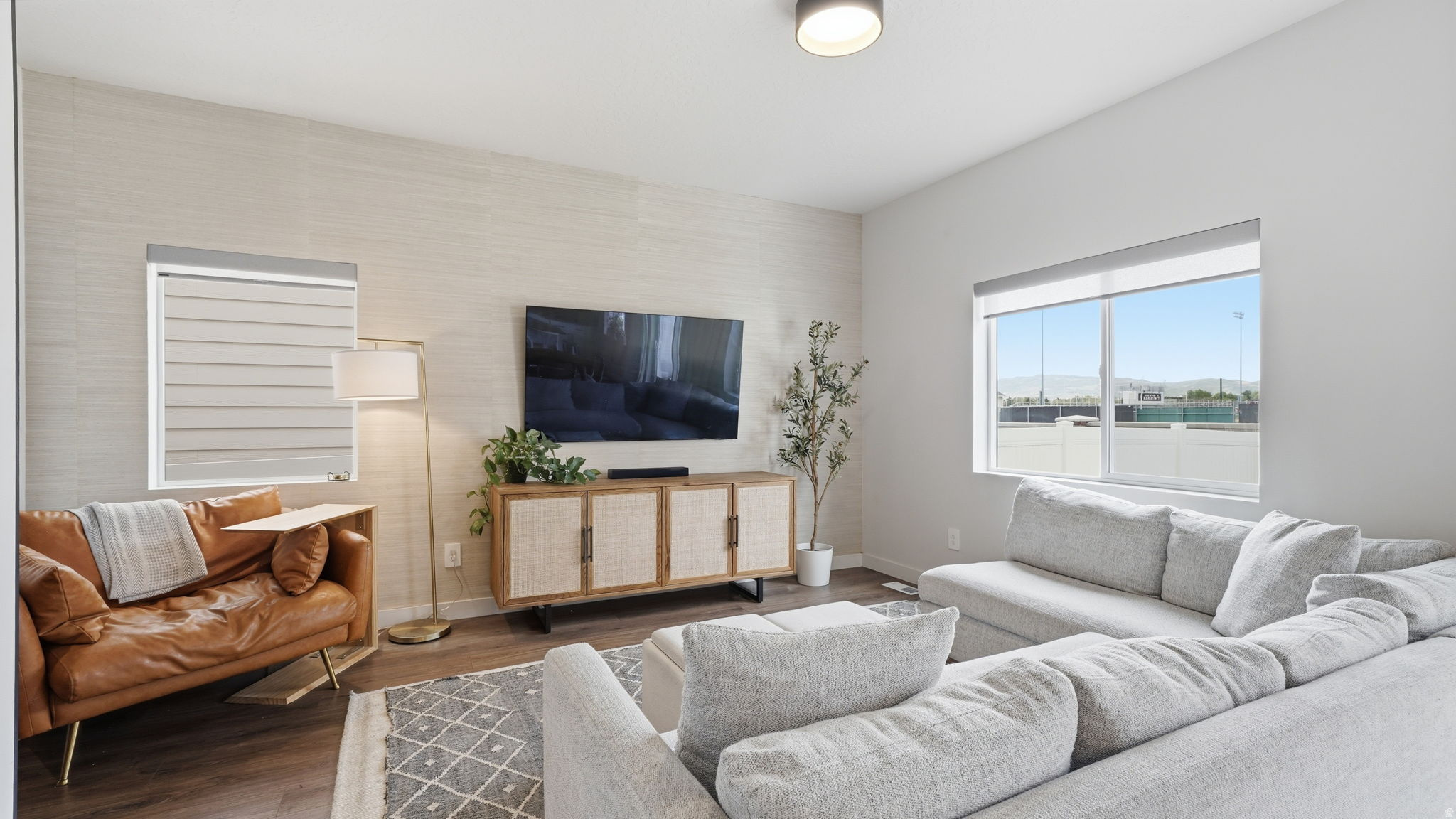 RIDGE - Residential