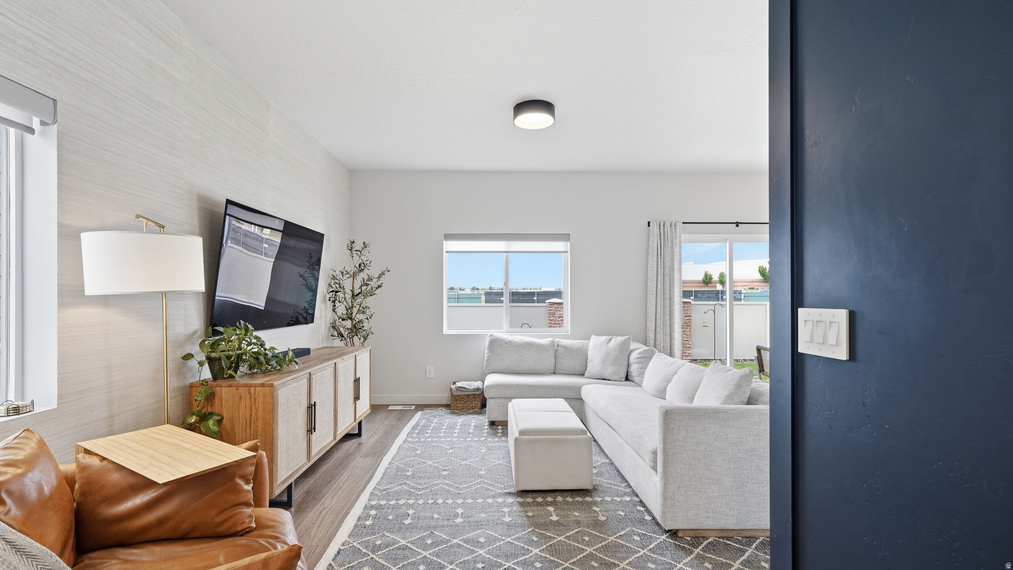 RIDGE - Residential