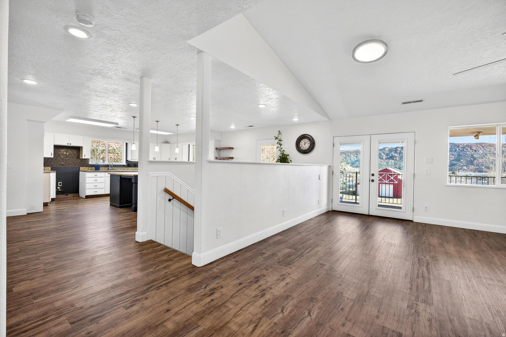 SHORT CREEK 2 - Residential