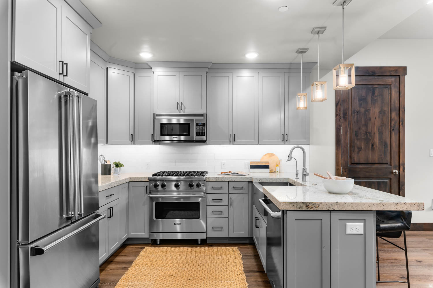 THE LOFTS AT BLCKSTO - Residential