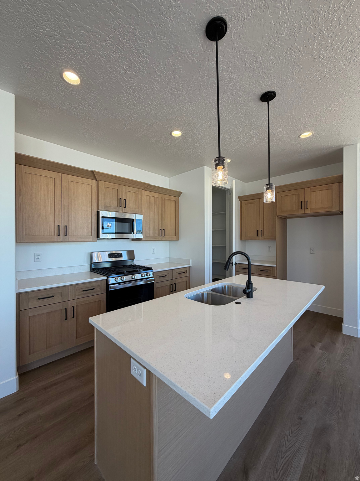 VALLEY GATE - Residential