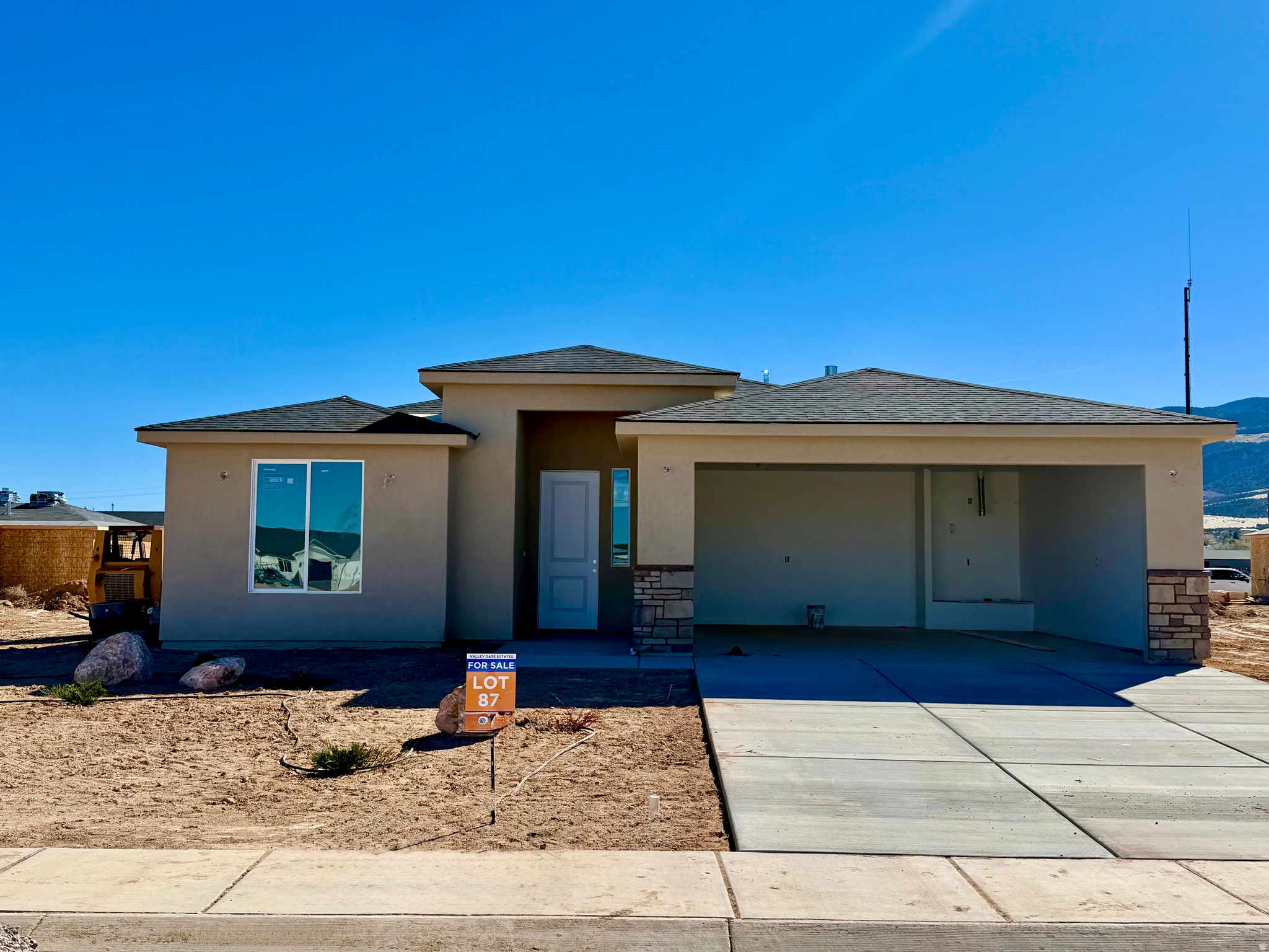 VALLEY GATE - Residential