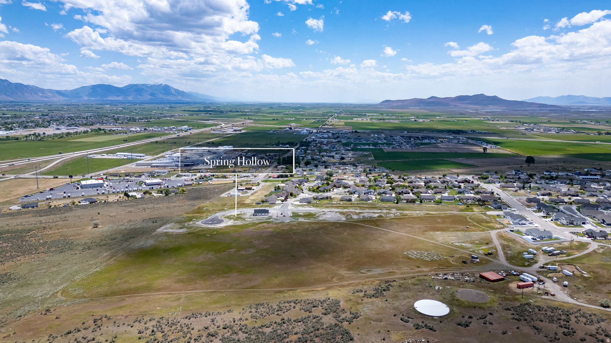 SPRING HOLLOW - Land