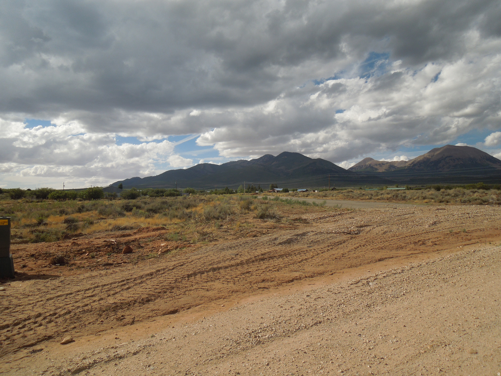 OLD AIRPORT SUBDIVISION - Land