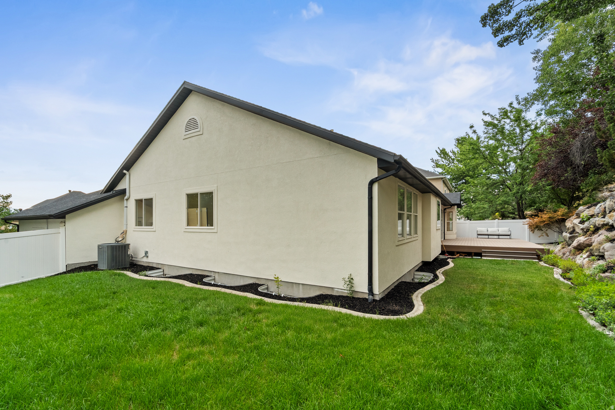 INDIAN HILLS - Residential