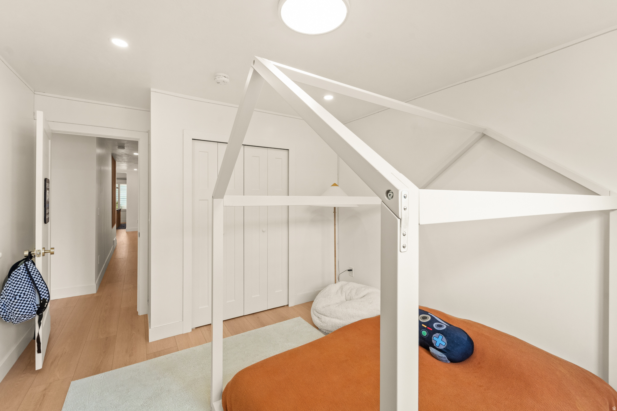 INDIAN HILLS - Residential