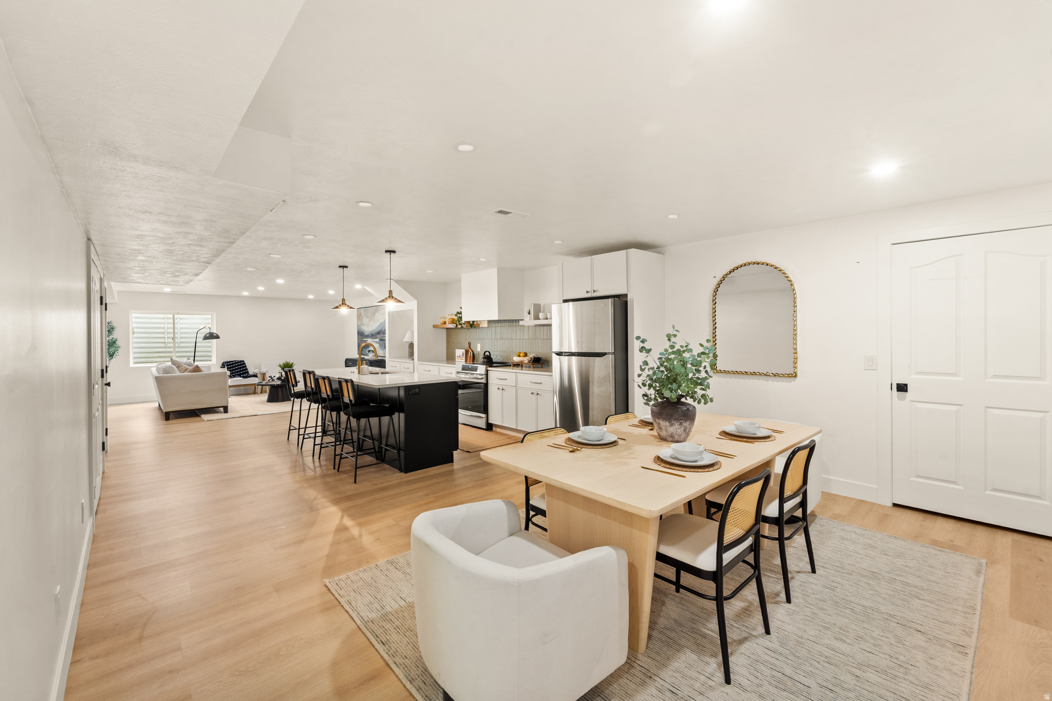 INDIAN HILLS - Residential