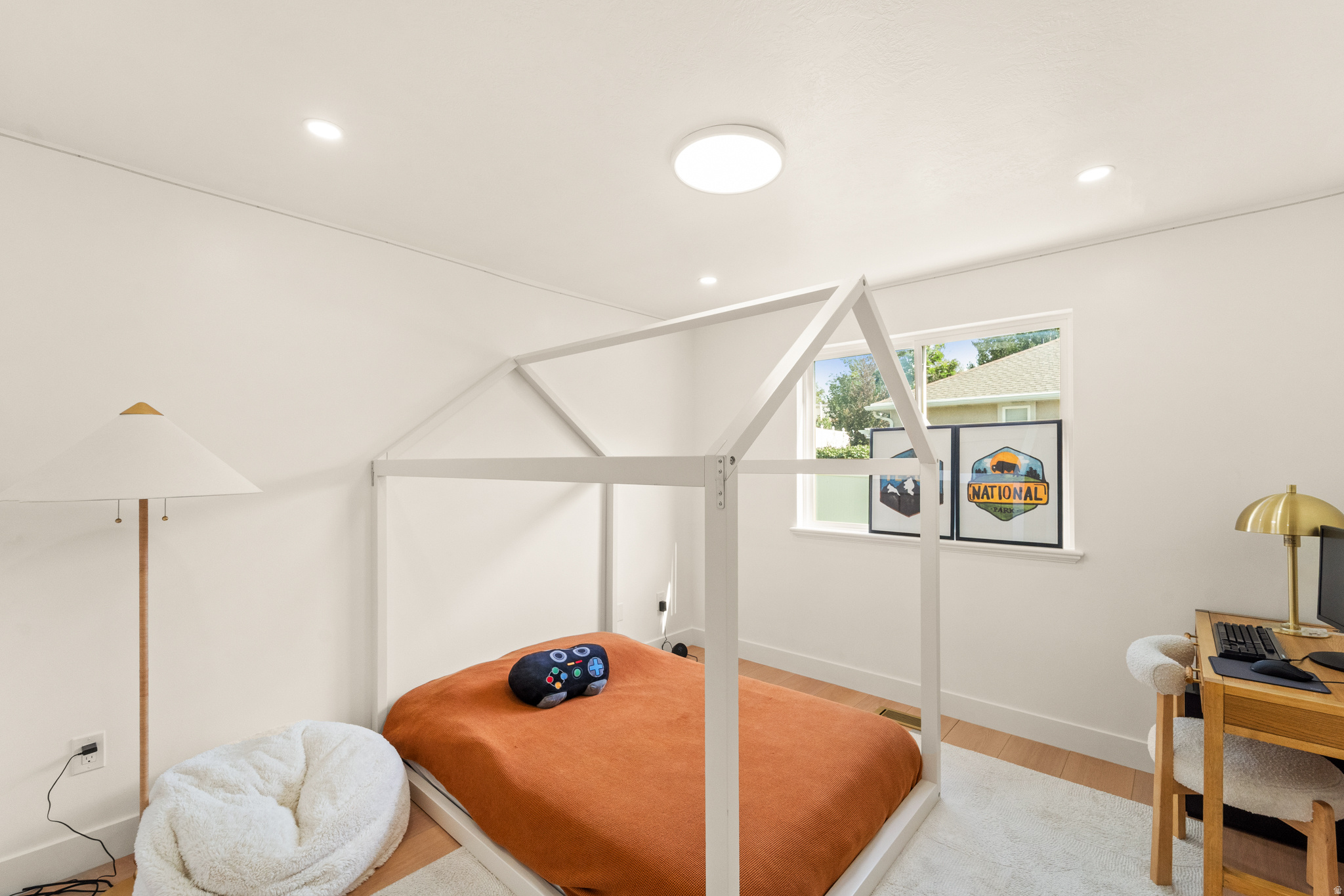 INDIAN HILLS - Residential