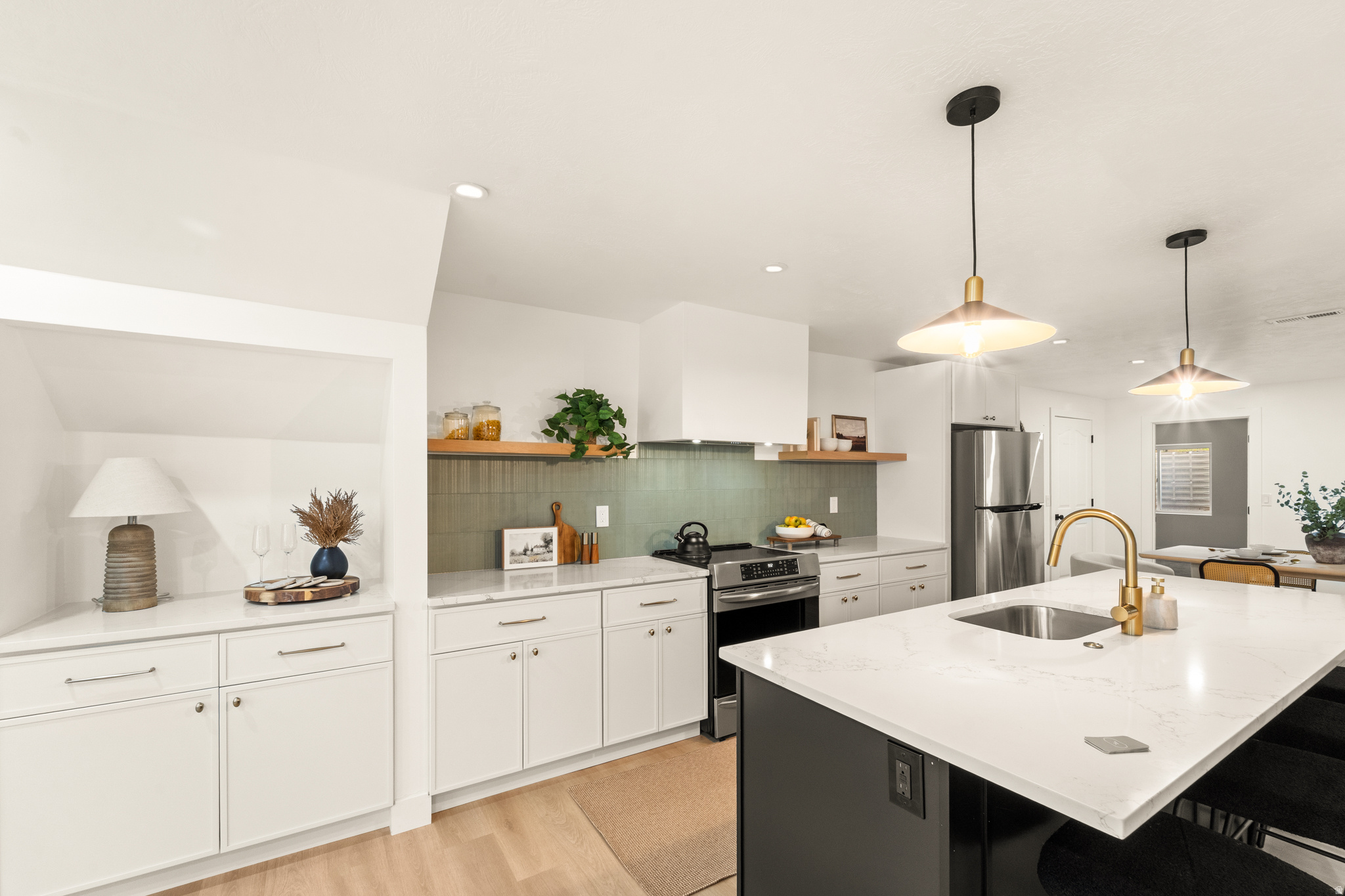 INDIAN HILLS - Residential