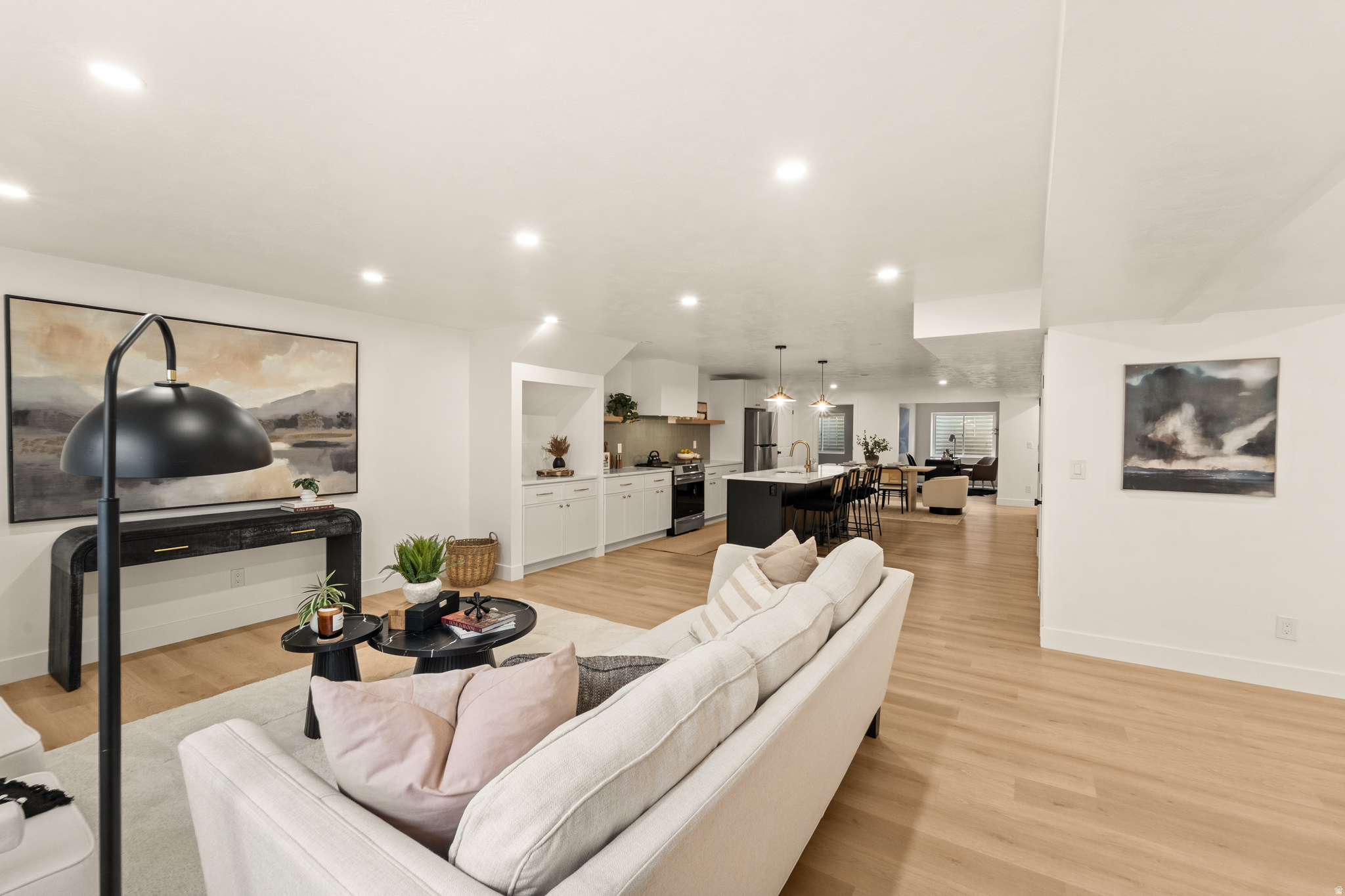 INDIAN HILLS - Residential