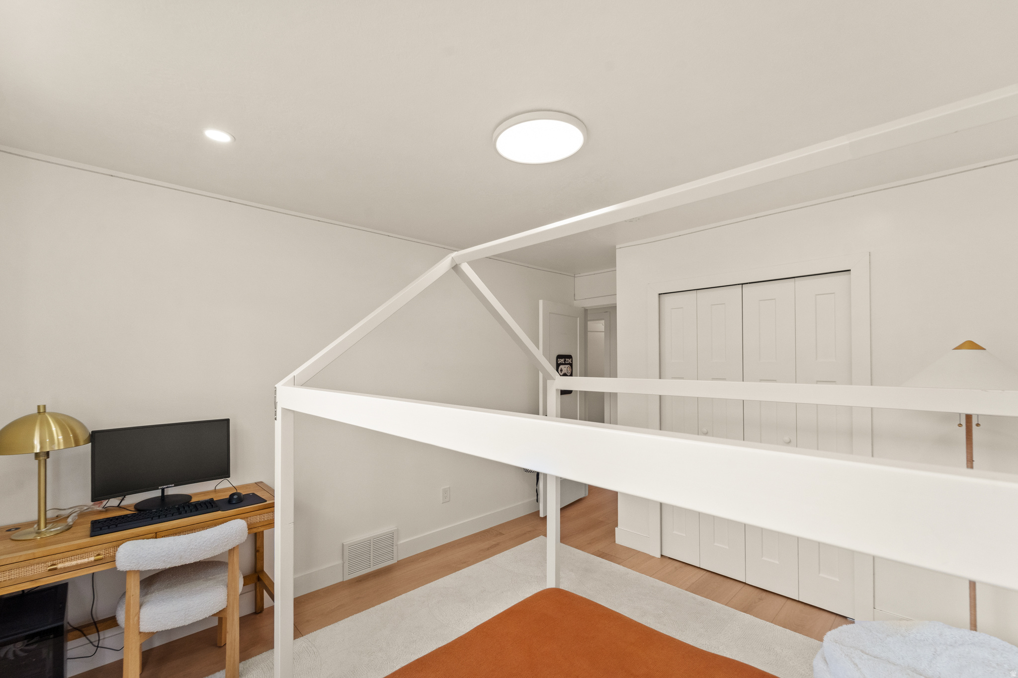 INDIAN HILLS - Residential