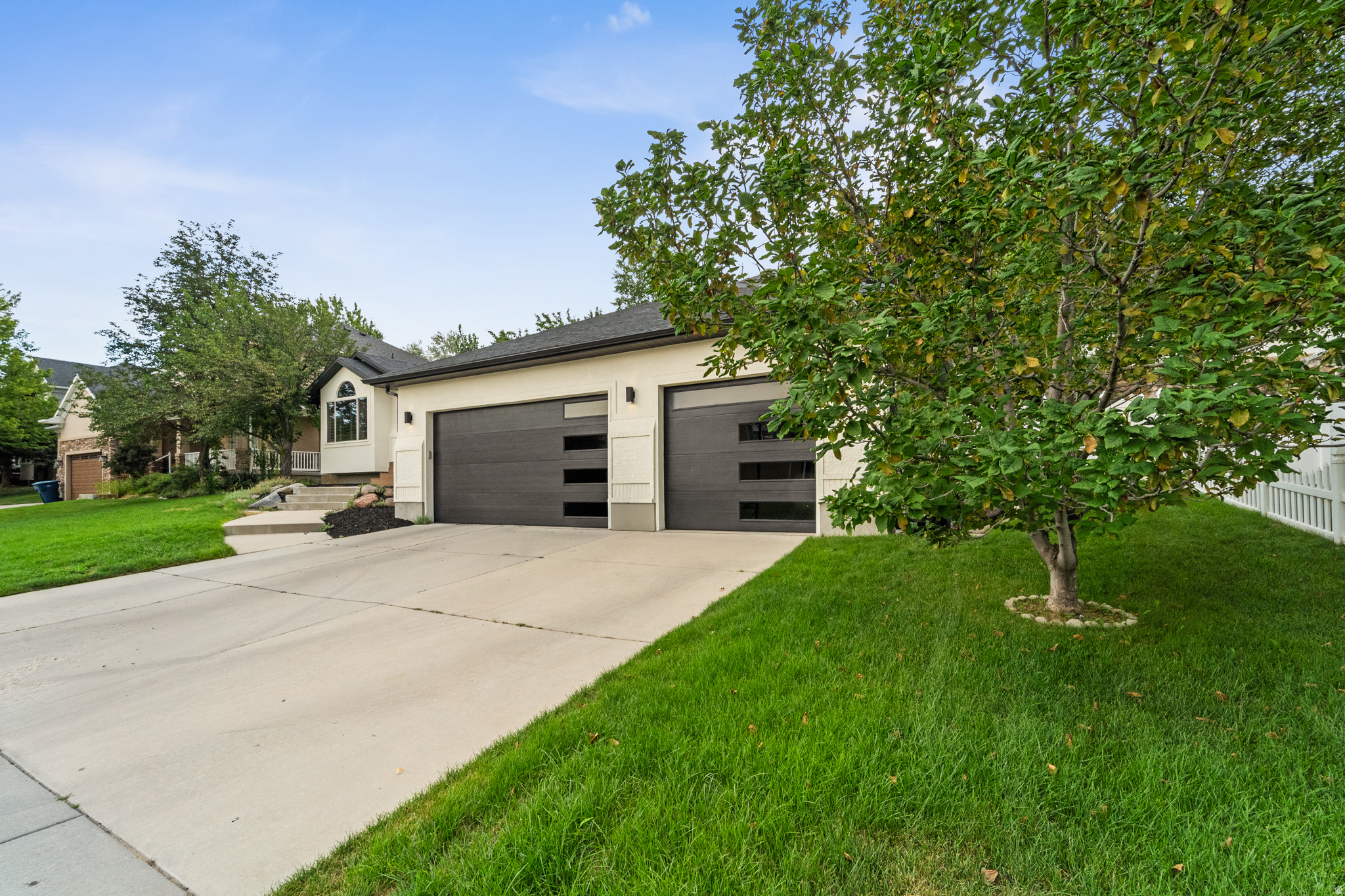 INDIAN HILLS - Residential