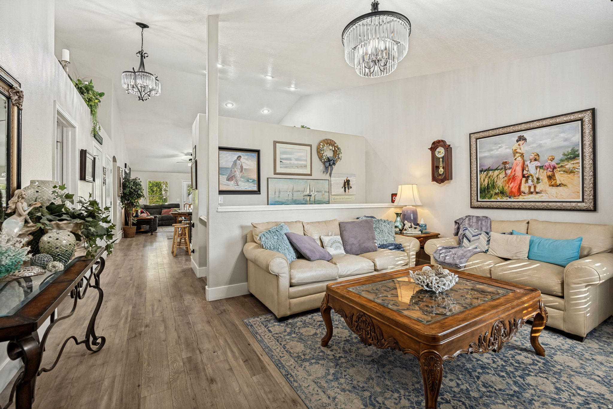 HERRIMAN VILLAGE - Residential