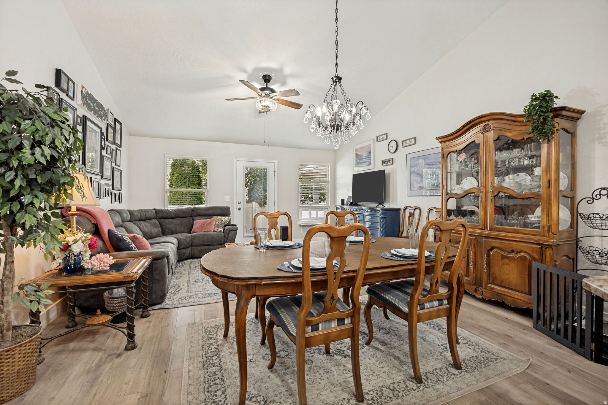 HERRIMAN VILLAGE - Residential