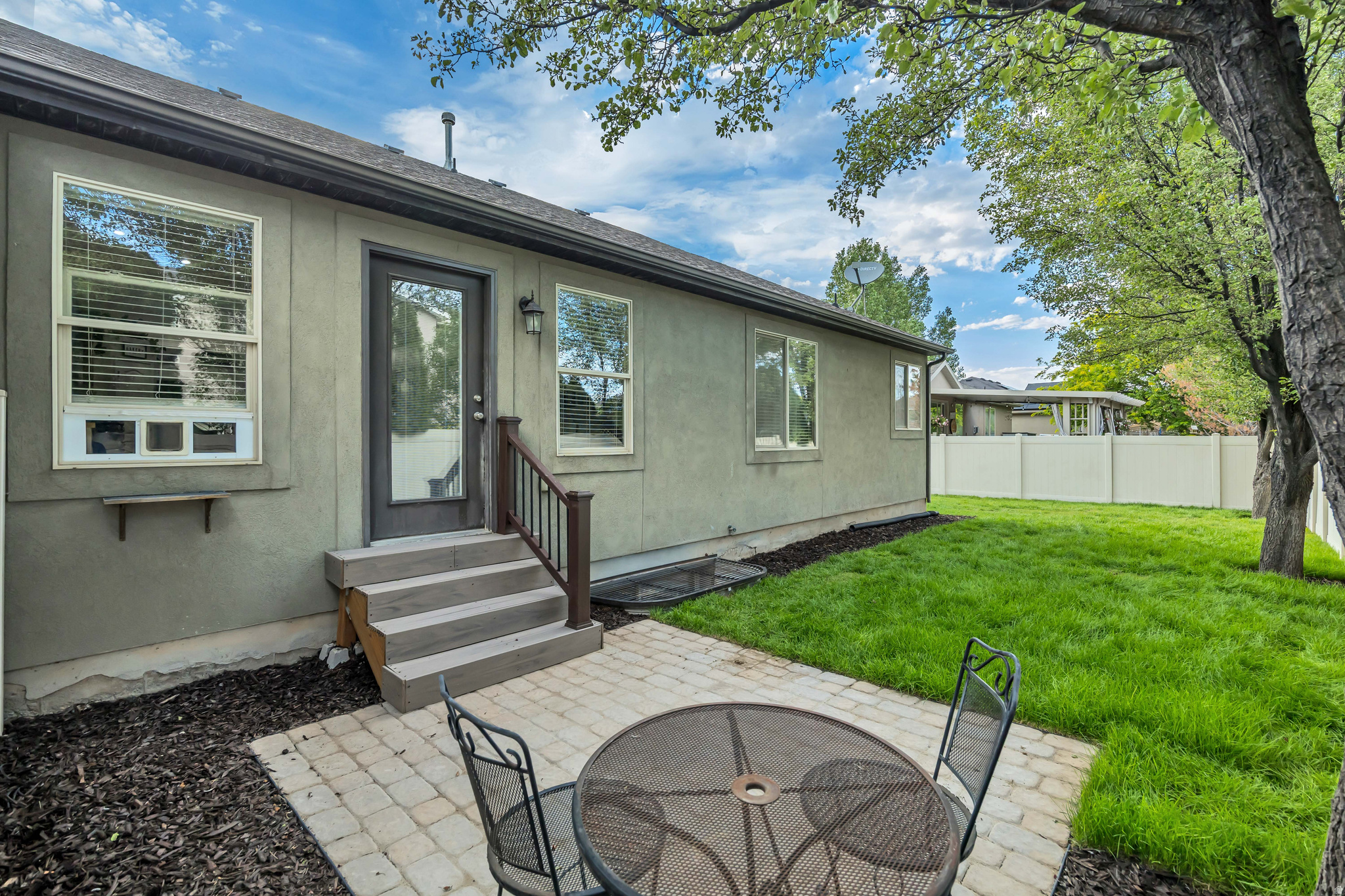 HERRIMAN VILLAGE - Residential