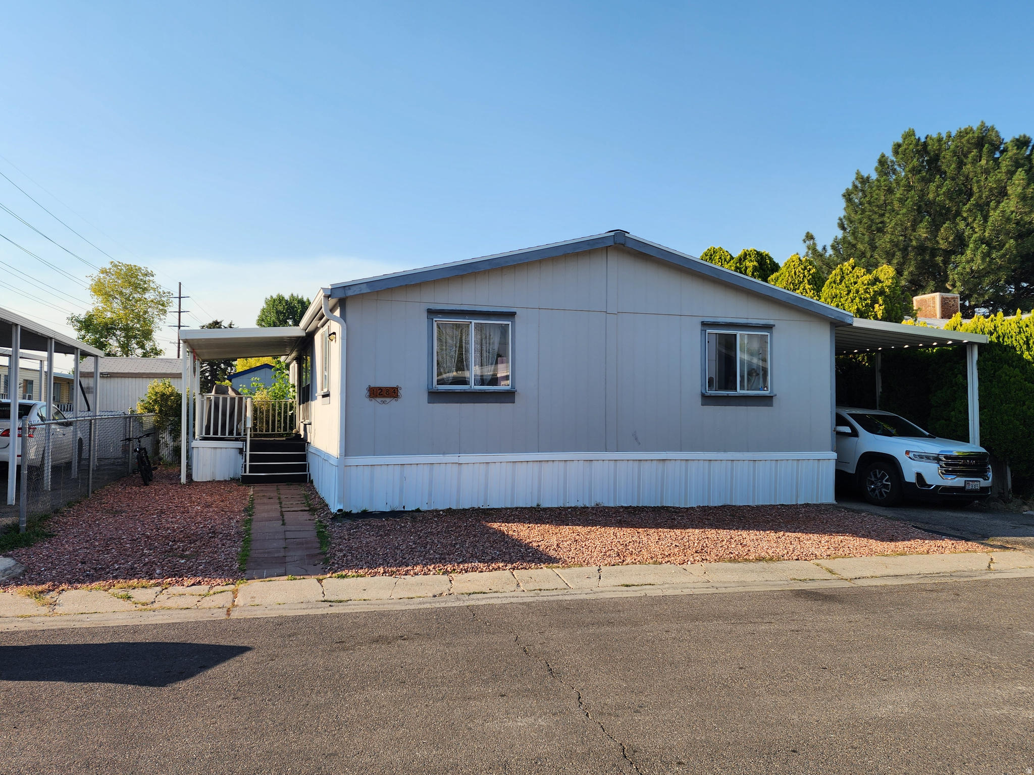 MEADOWBROOK VILLAGE - Residential