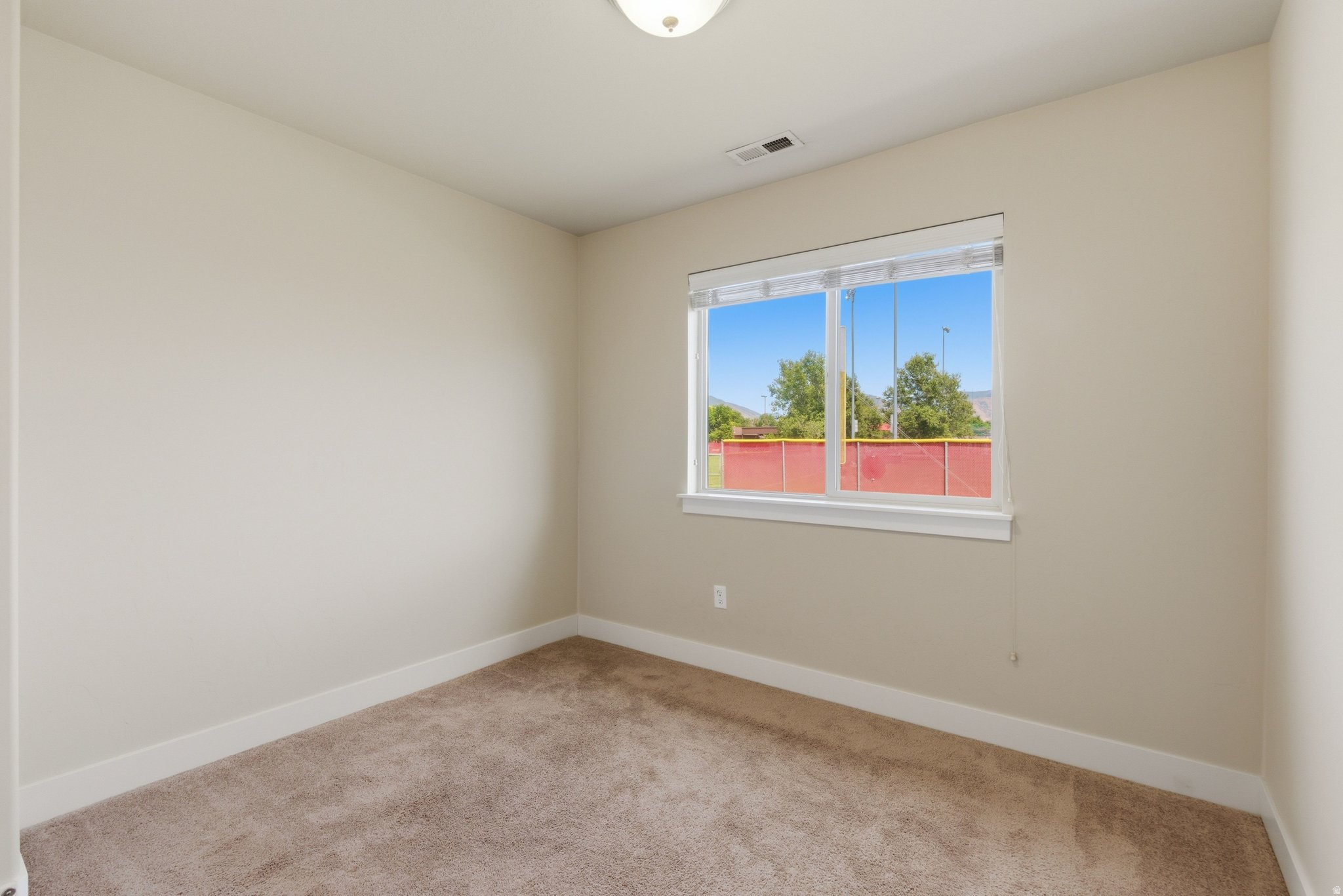SPANISH TRAILS - Residential