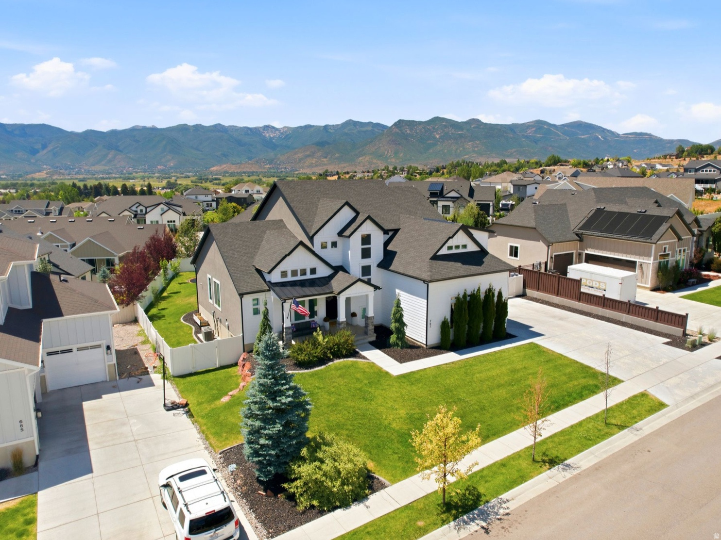 STONE CREEK - Residential