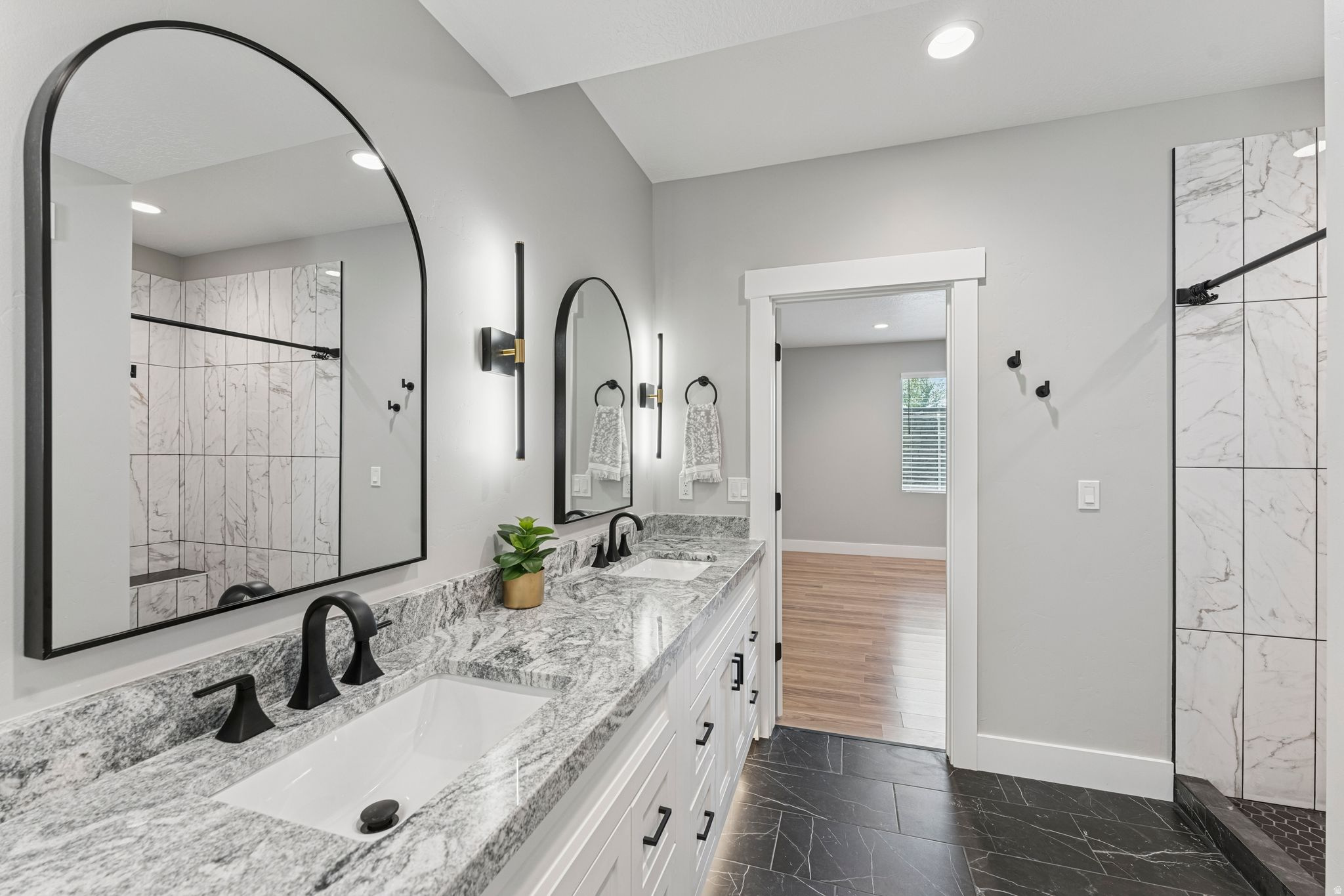 STONE CREEK - Residential