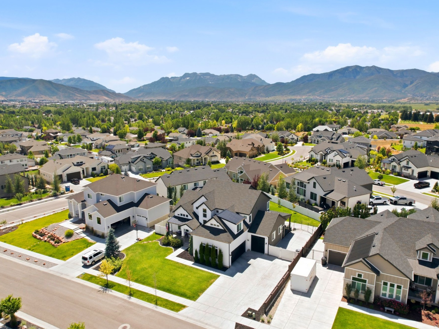 STONE CREEK - Residential