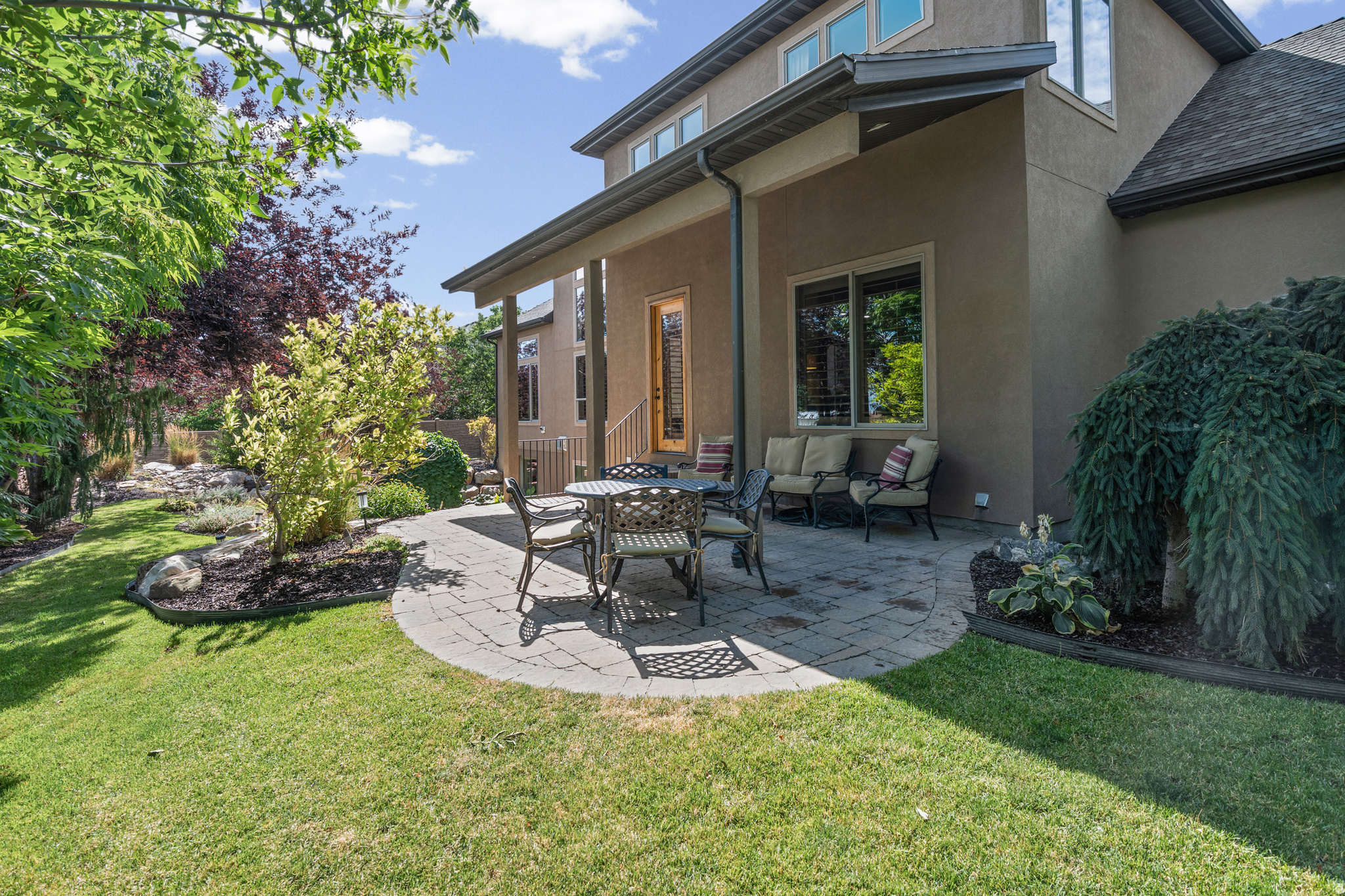 BISON RIDGE - Residential