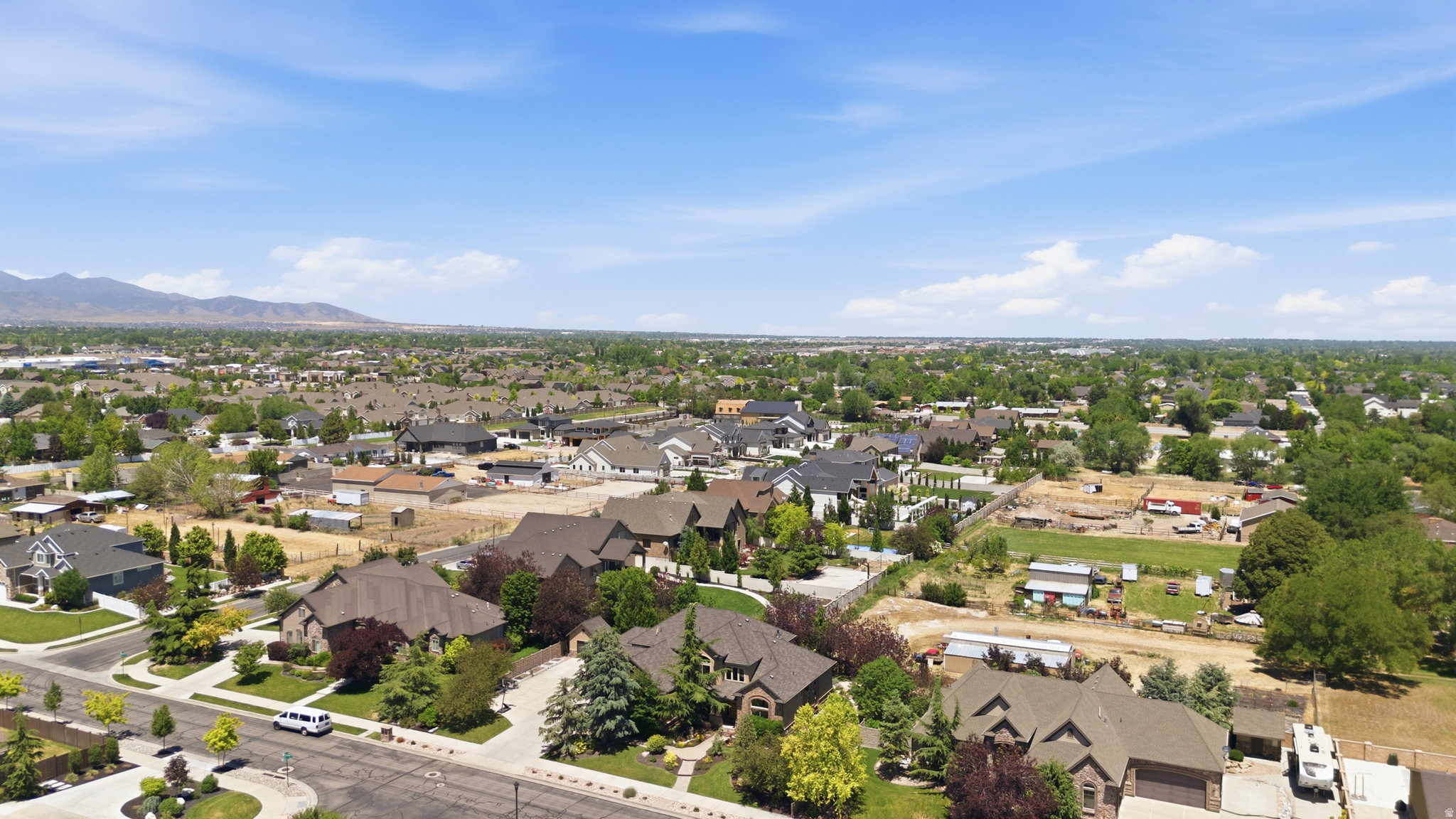 BISON RIDGE - Residential